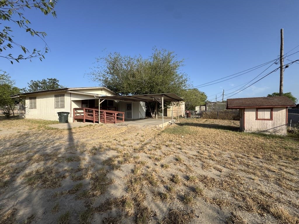 802 Fresno St.