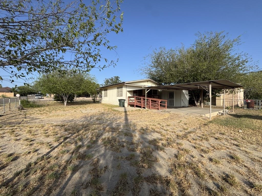 802 Fresno St.