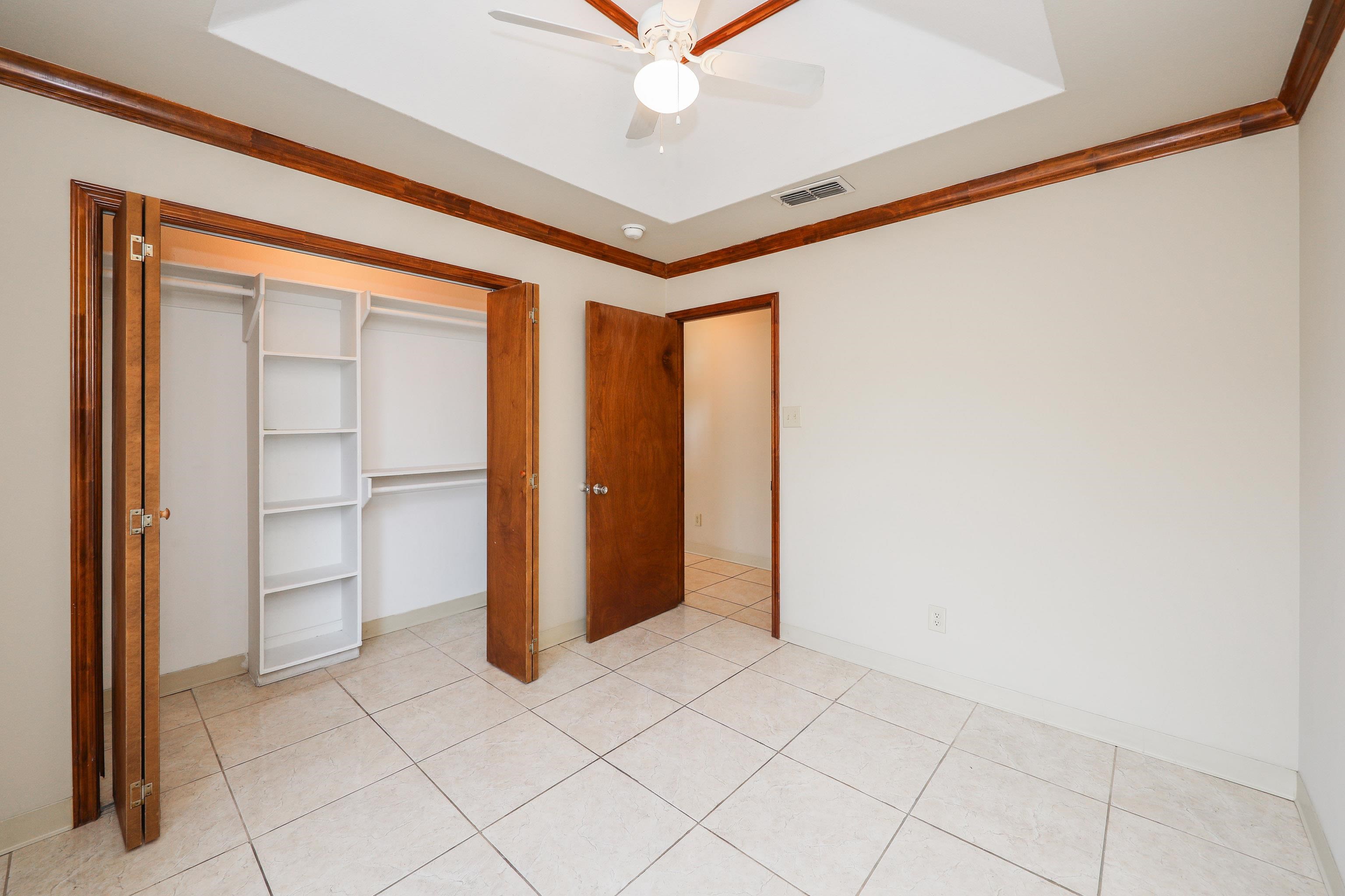 2704 San Agustin Ave Unit: 2