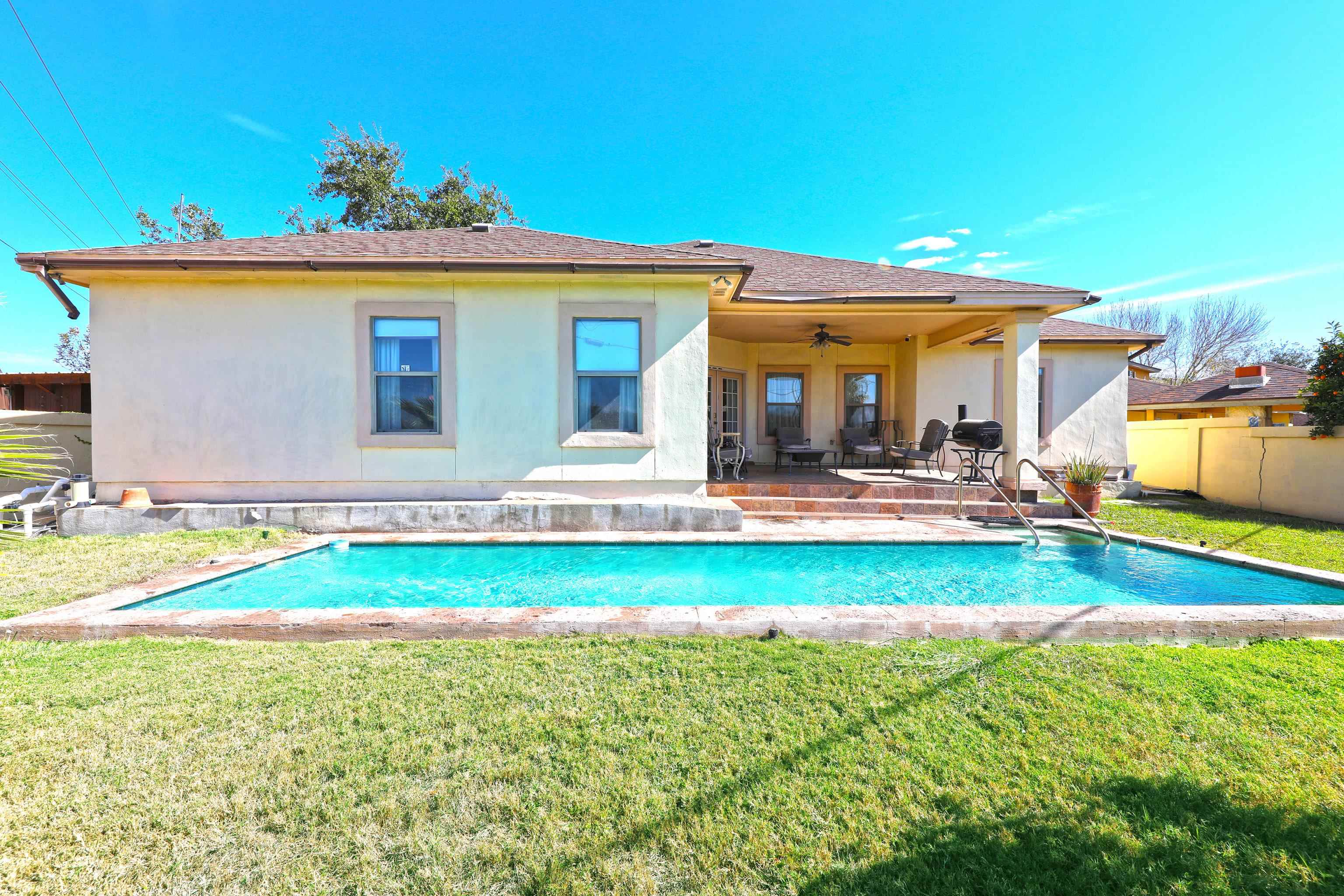 103 Yellowstone Lake Dr