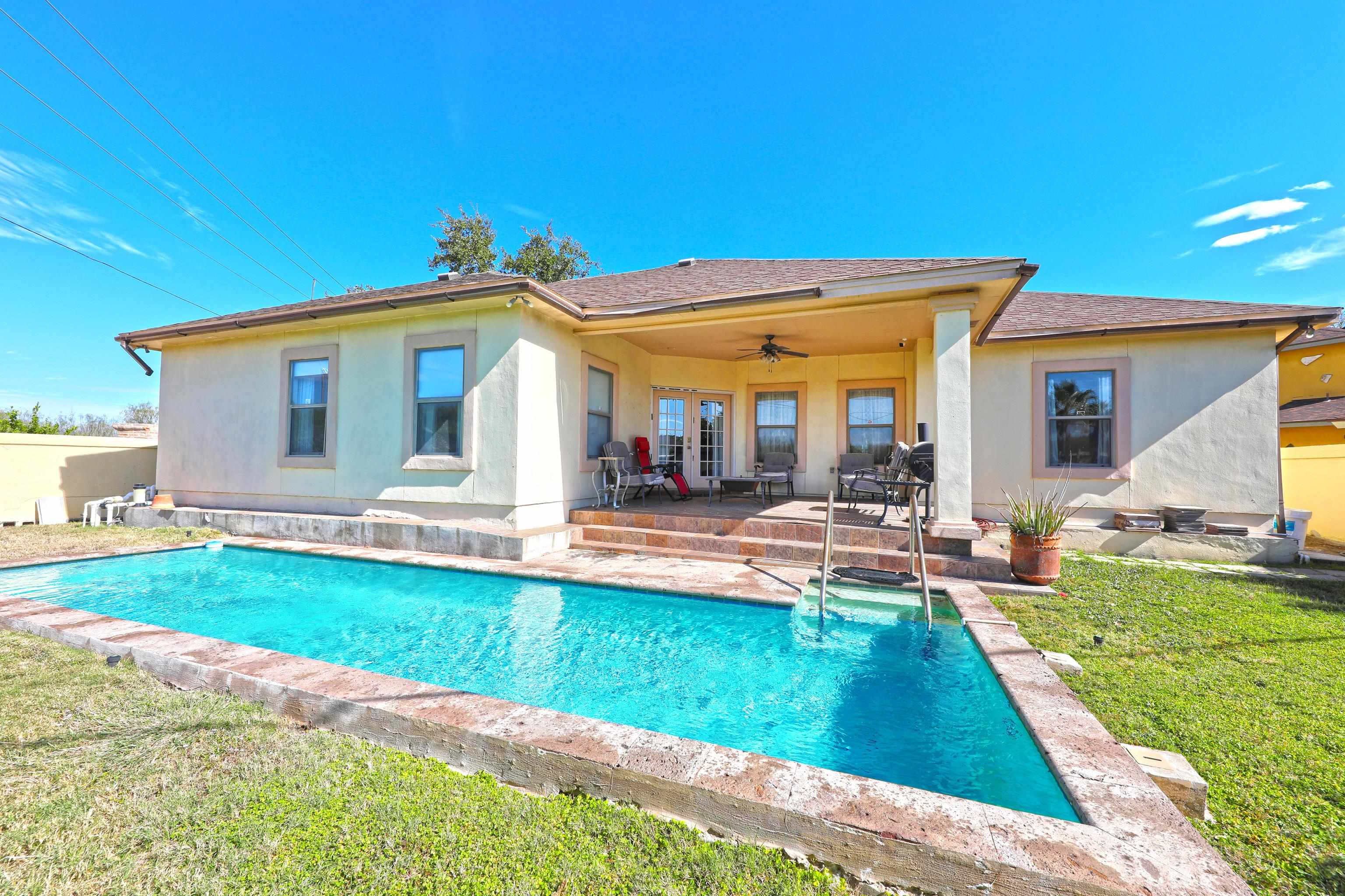 103 Yellowstone Lake Dr