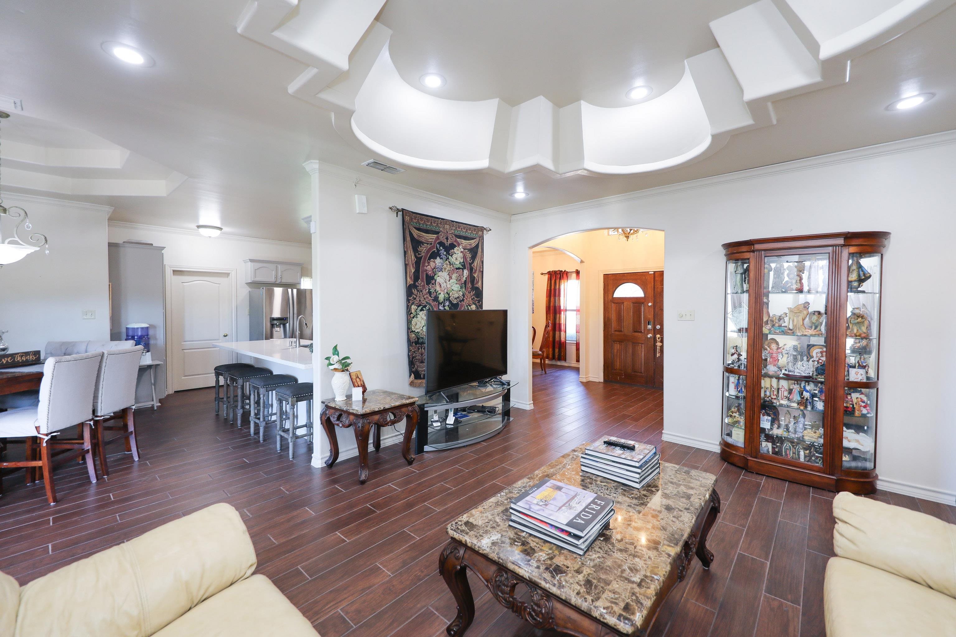 103 Yellowstone Lake Dr