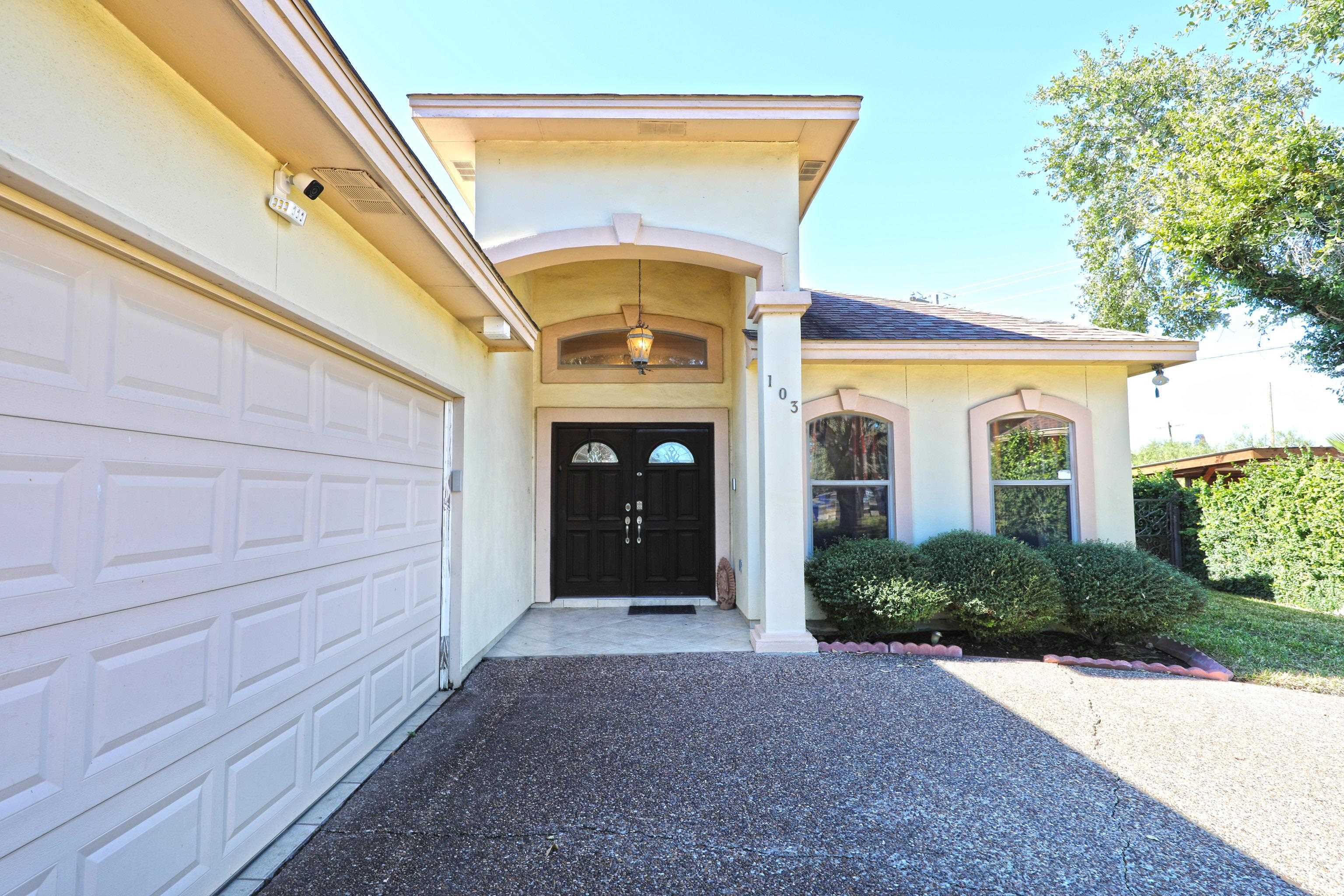 103 Yellowstone Lake Dr