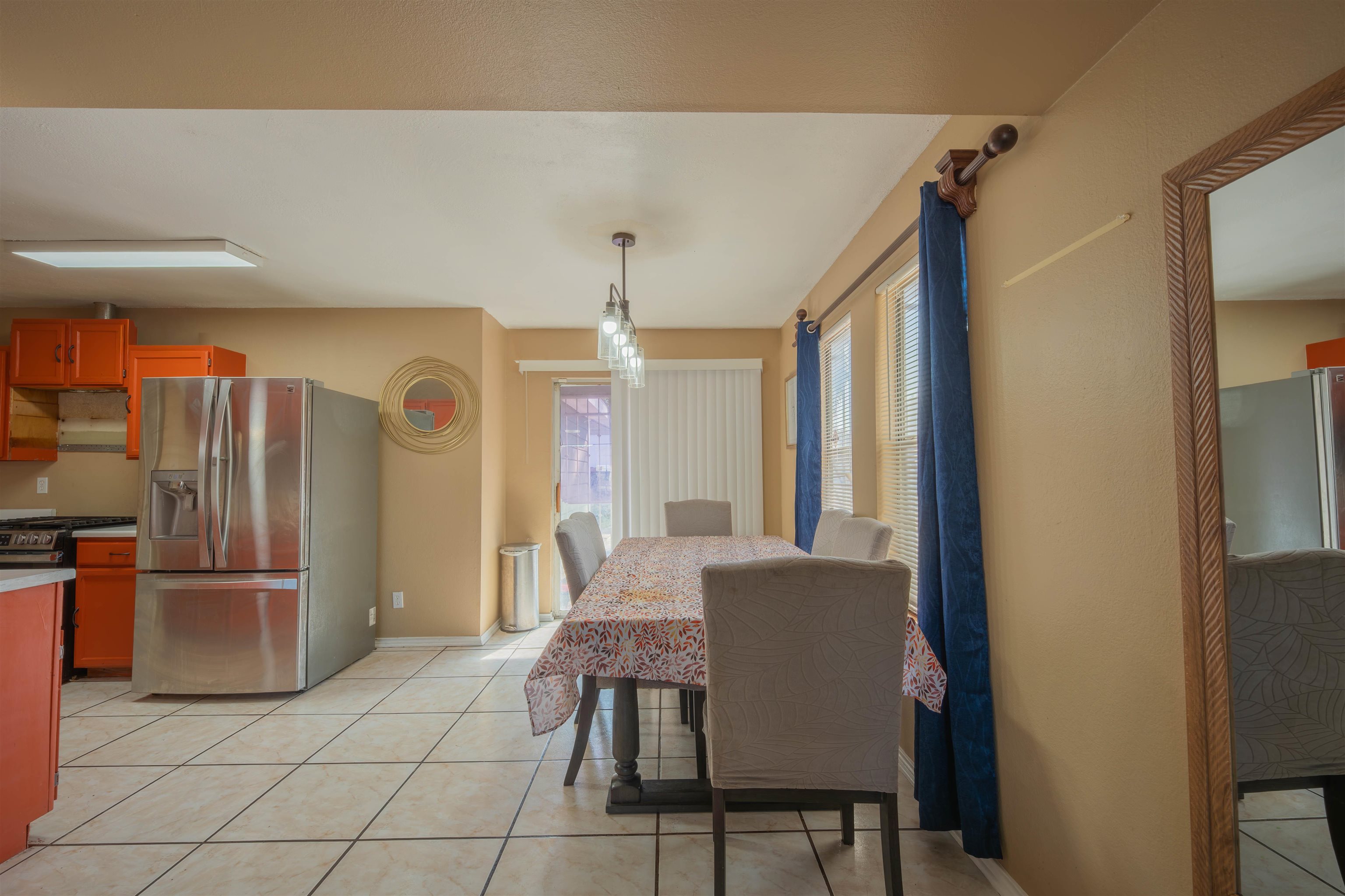 1221 Eisenhower Dr