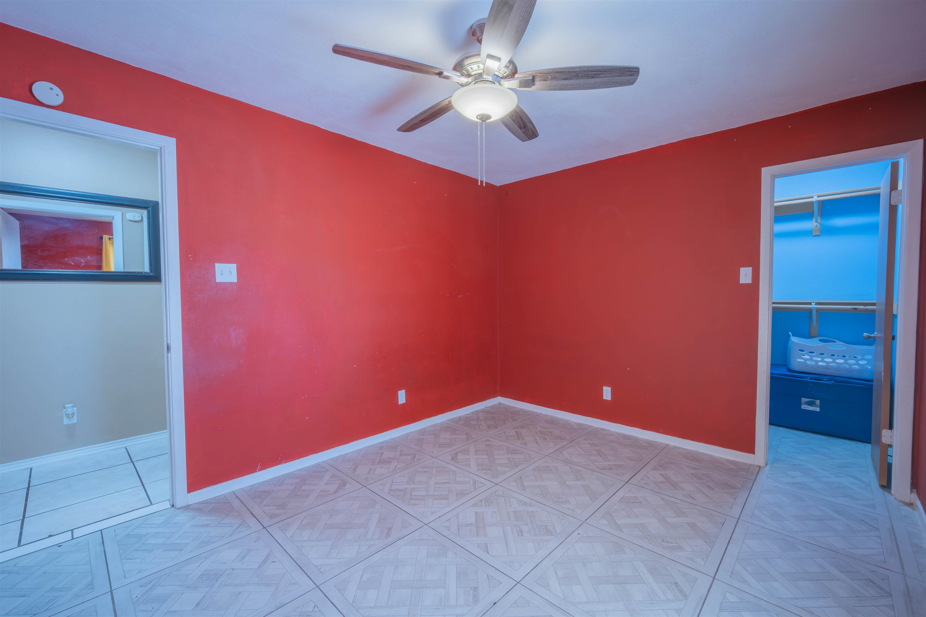 1221 Eisenhower Dr