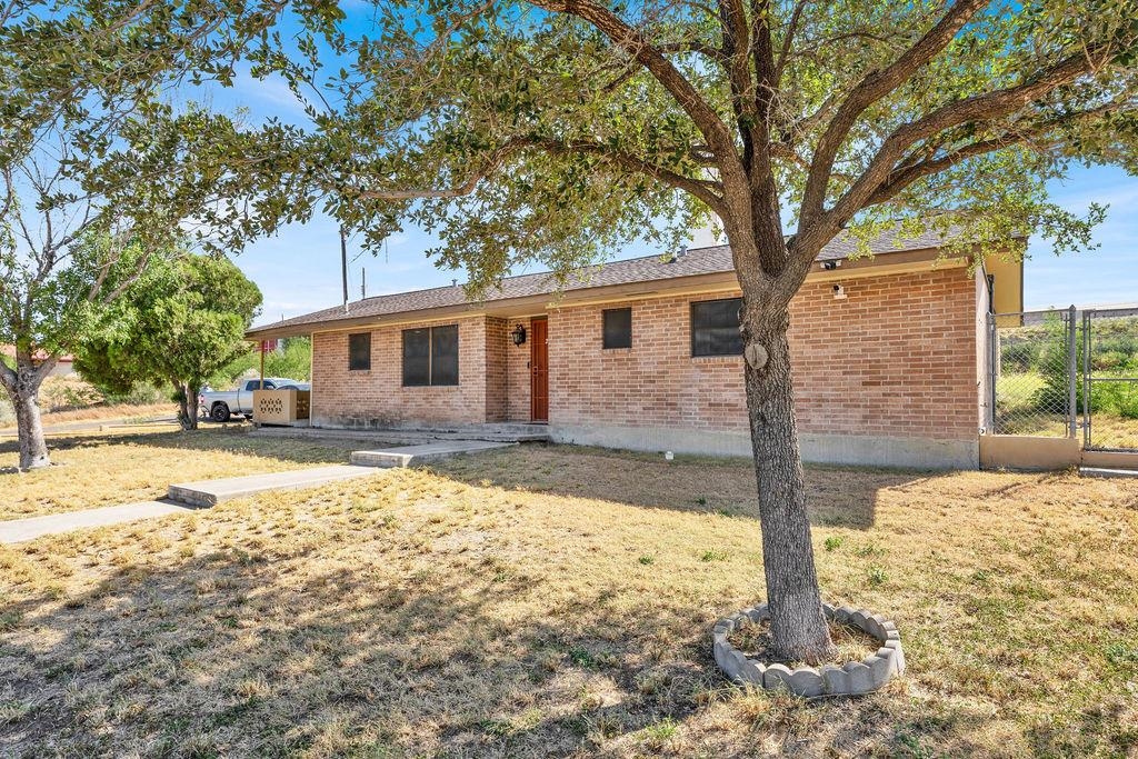 2088 Sunset Dr