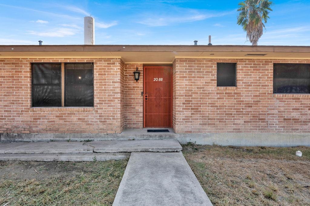 2088 Sunset Dr