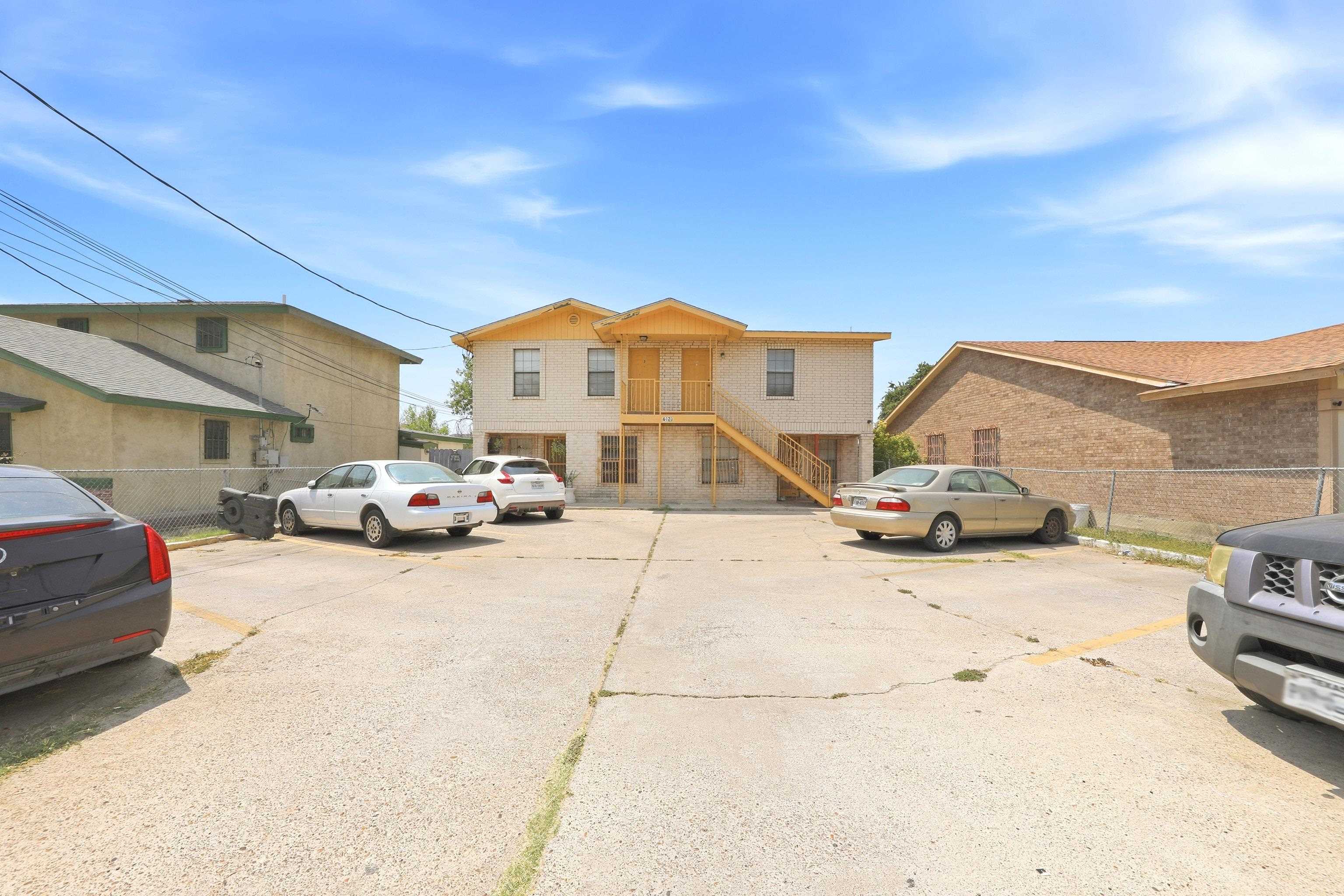 4620 Mims Ave