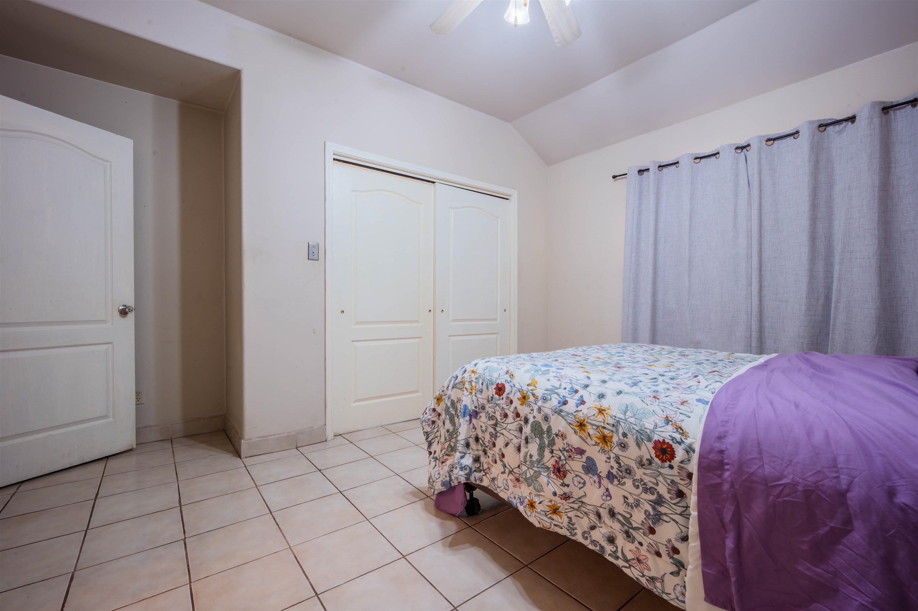 1752 Tiara Trl Unit: 904-1