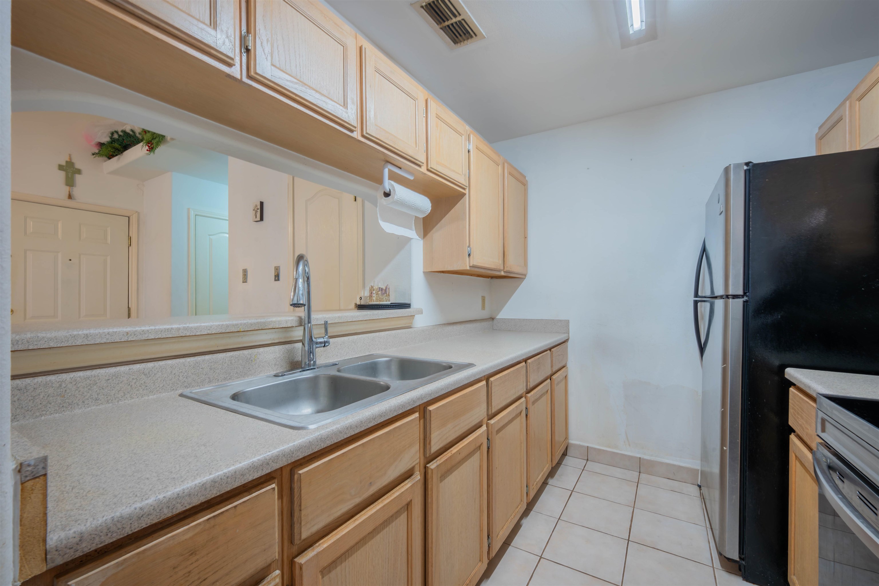 1752 Tiara Trl Unit: 904-1