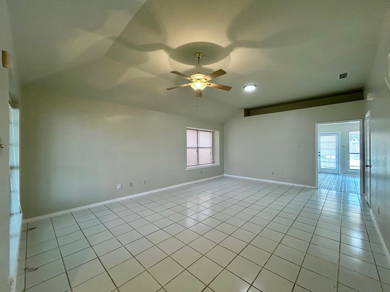 8701 Martinique Dr