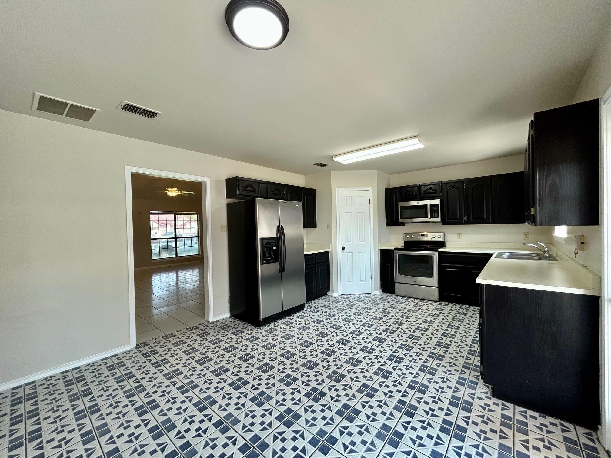 8701 Martinique Dr