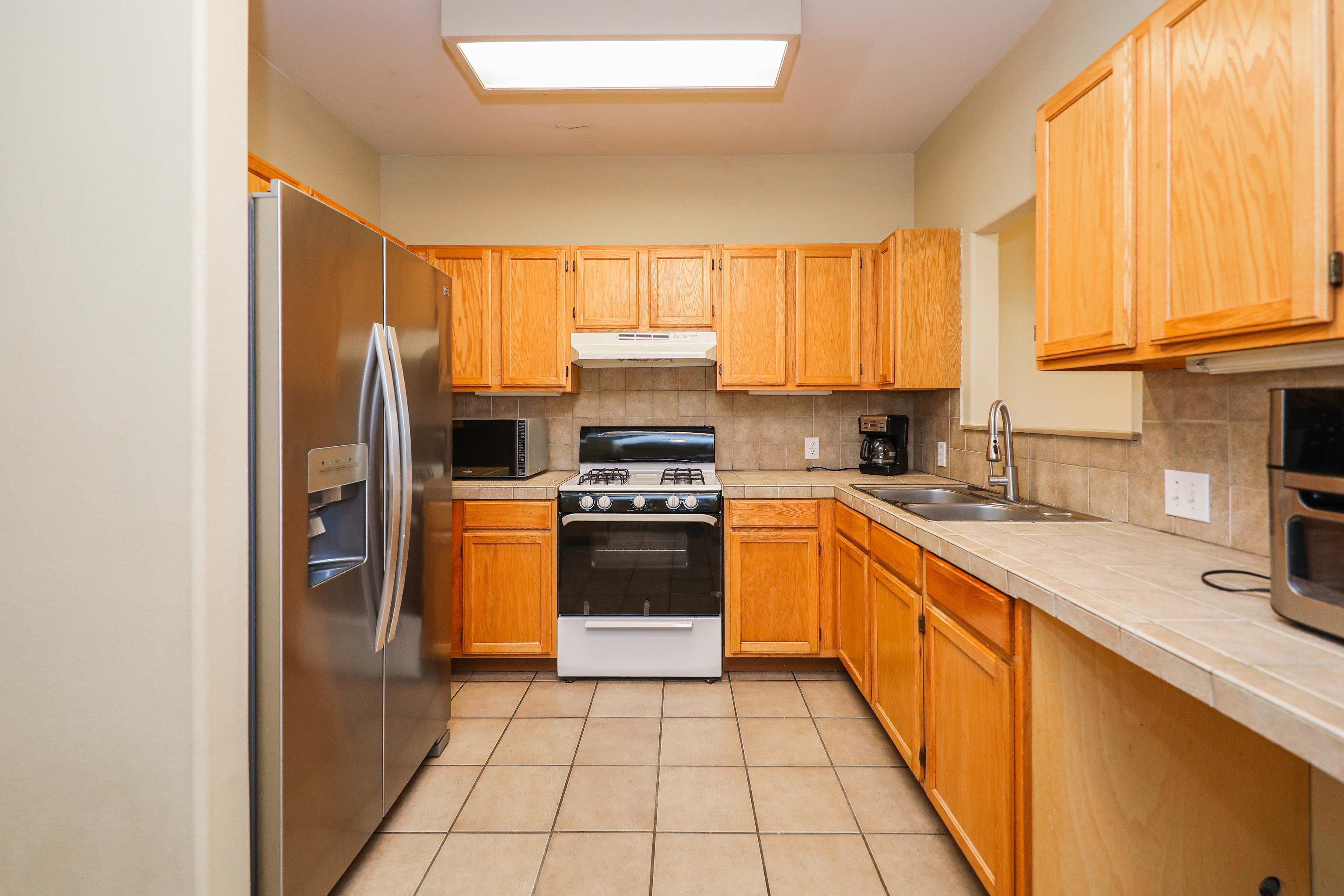 2445 Monarch Dr Unit: 202