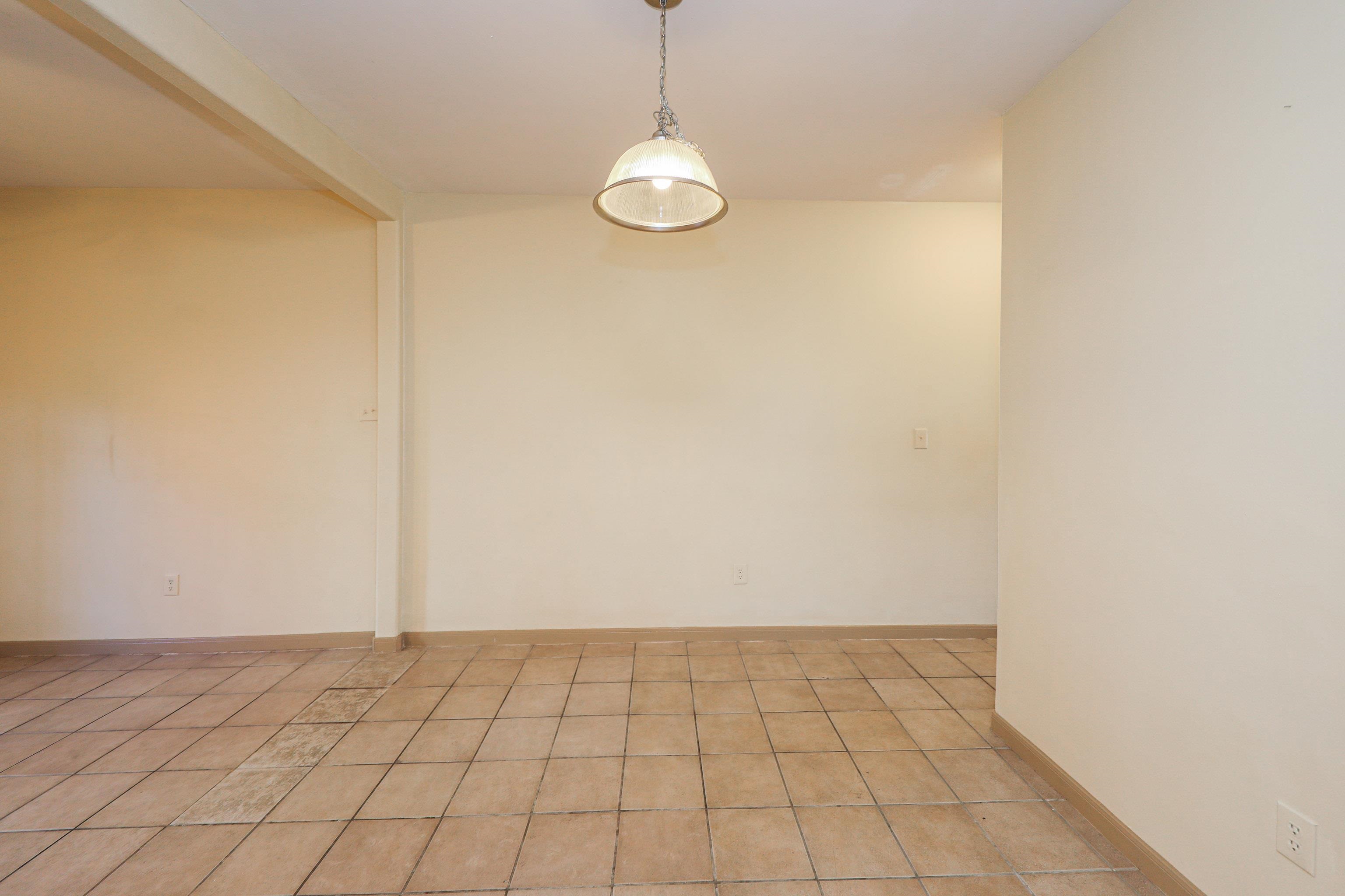 2445 Monarch Dr Unit: 202