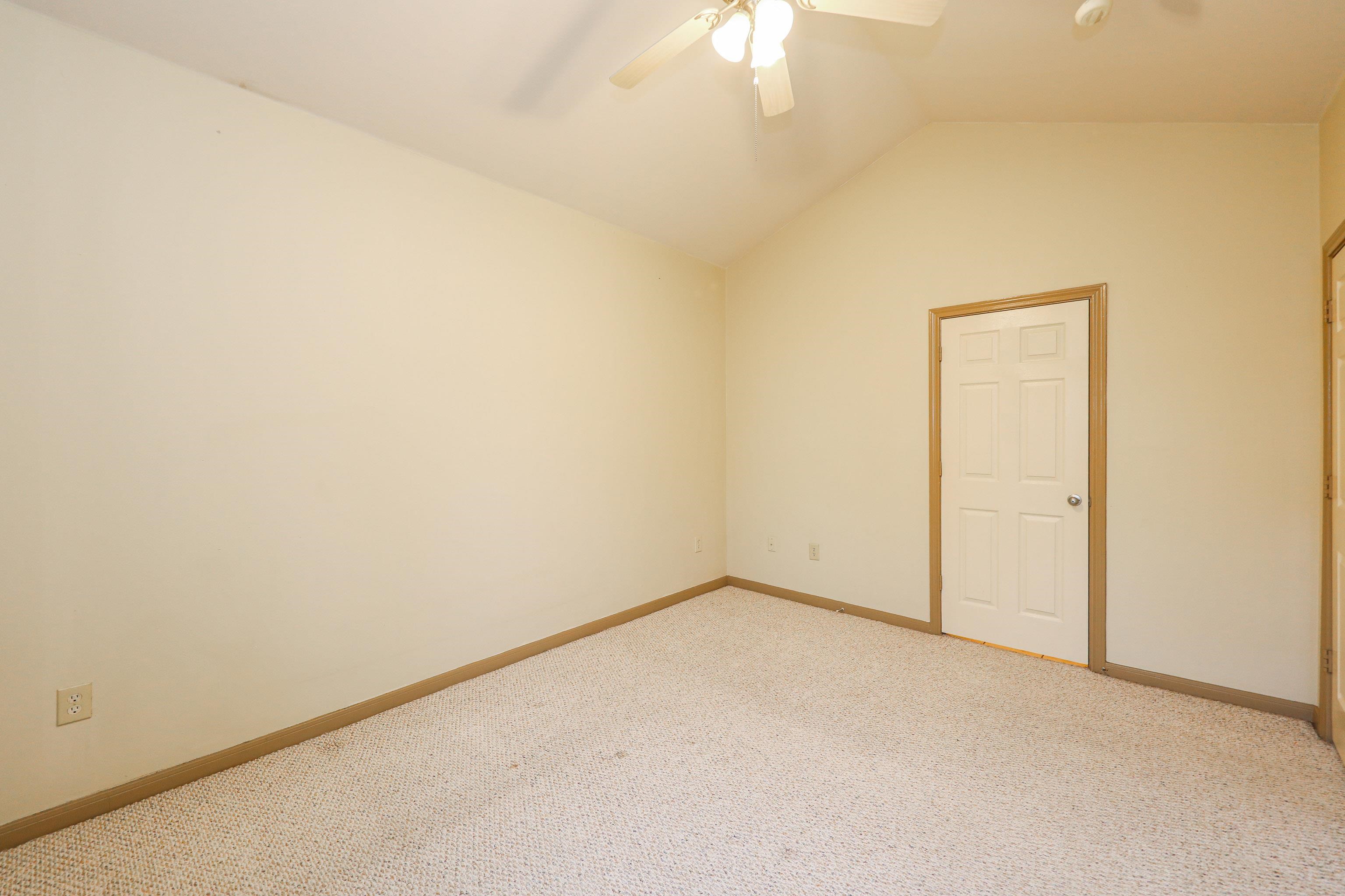 2445 Monarch Dr Unit: 202