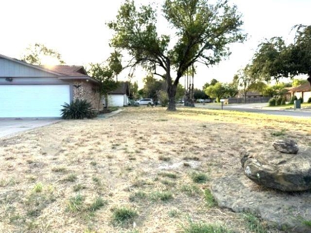 709 Graceland Dr