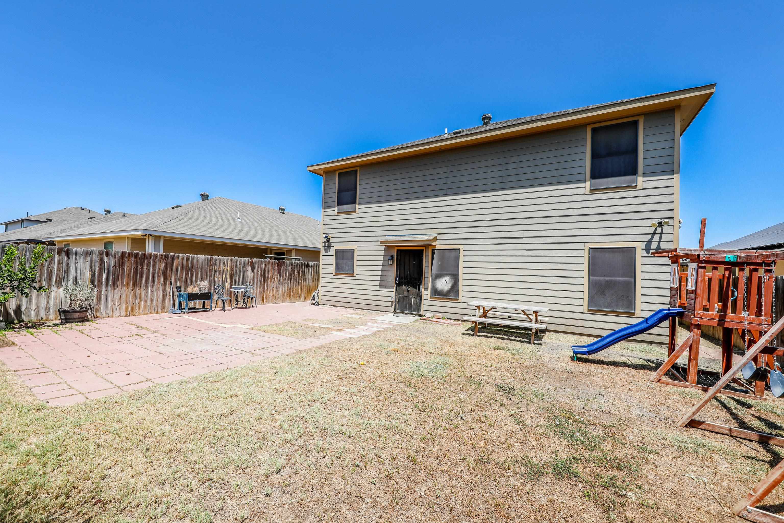 5531 Marble Falls St