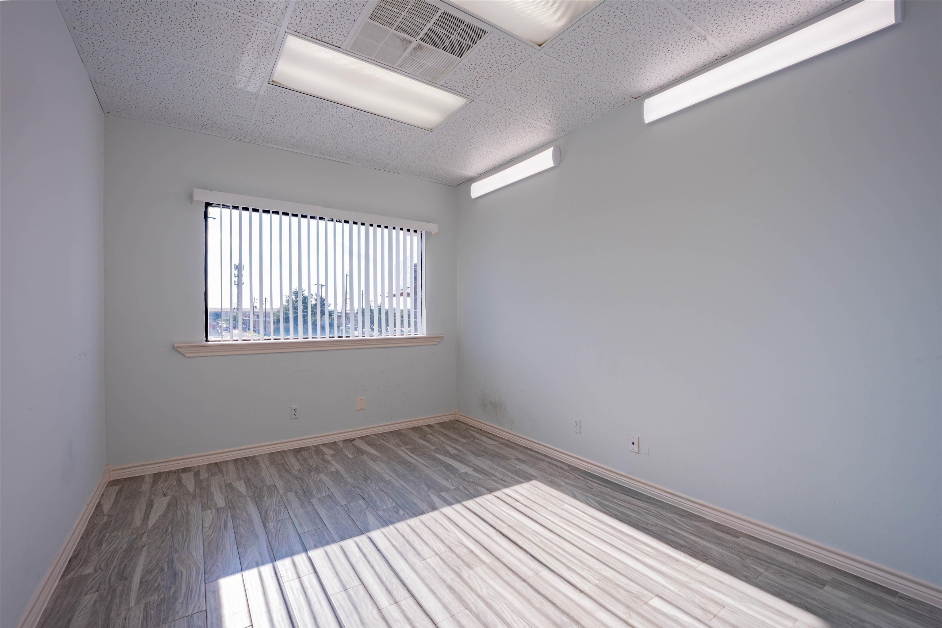 5918 McPherson Rd Unit: 11