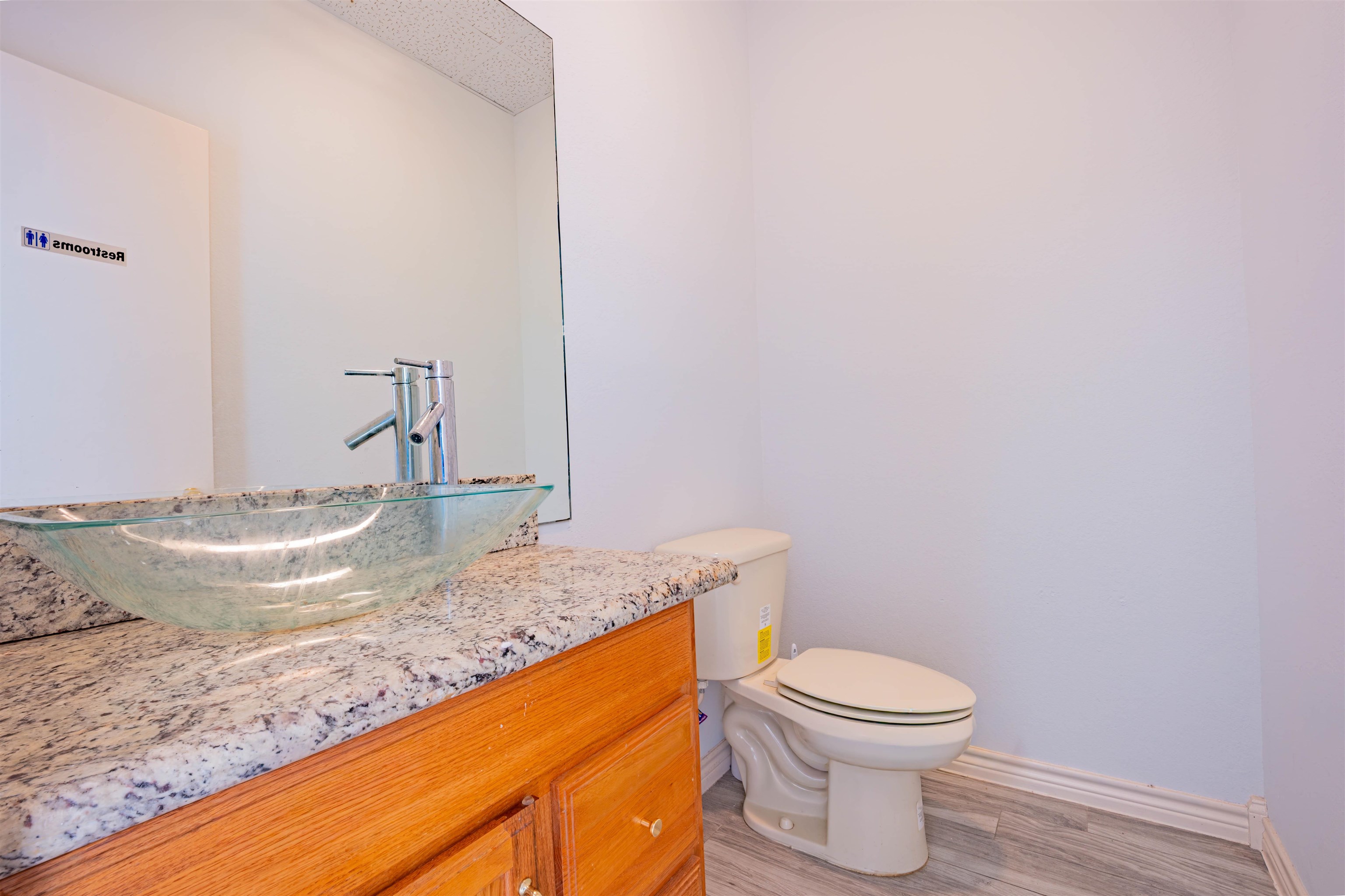5918 McPherson Rd Unit: 11