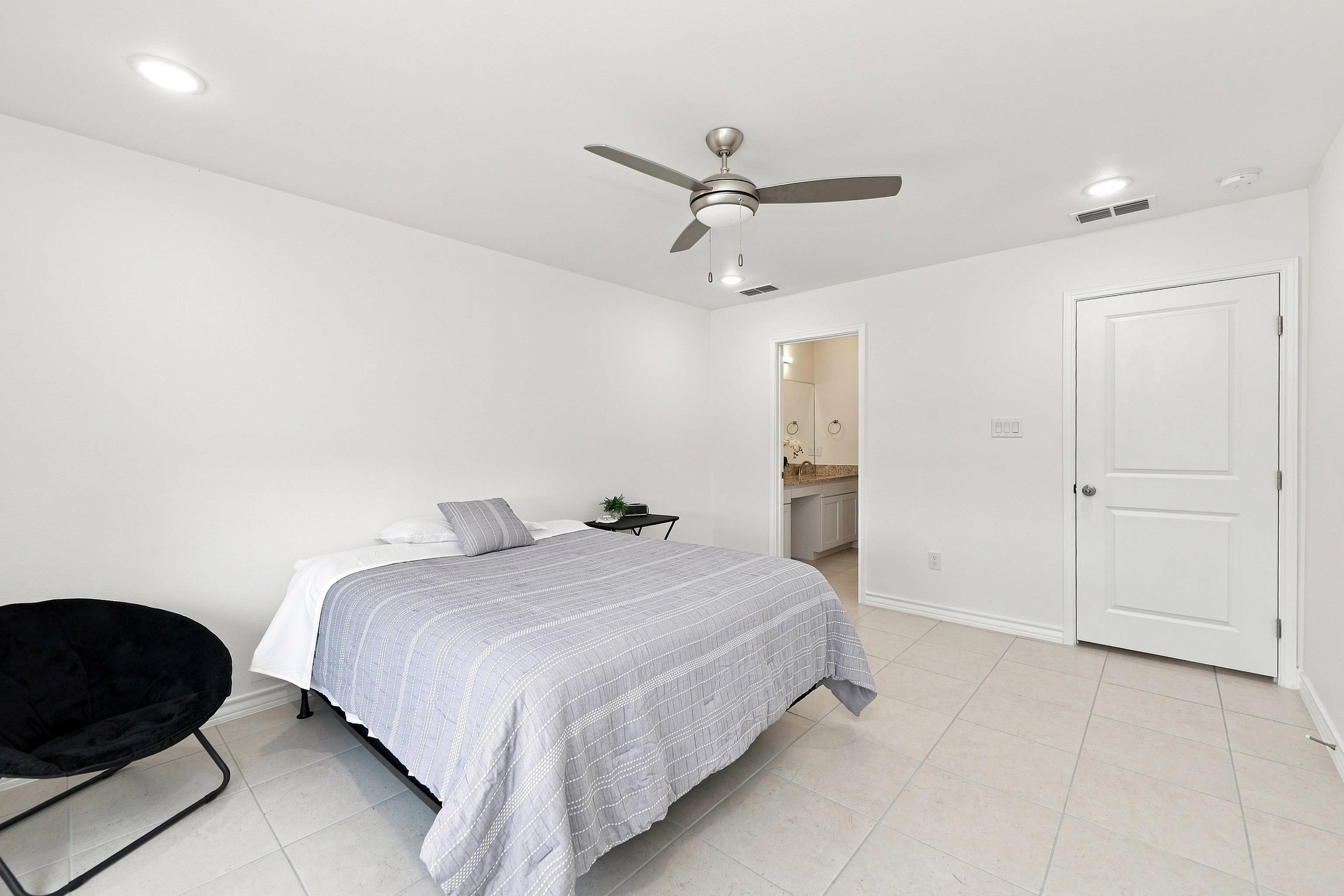 3616 Guaymas Ave