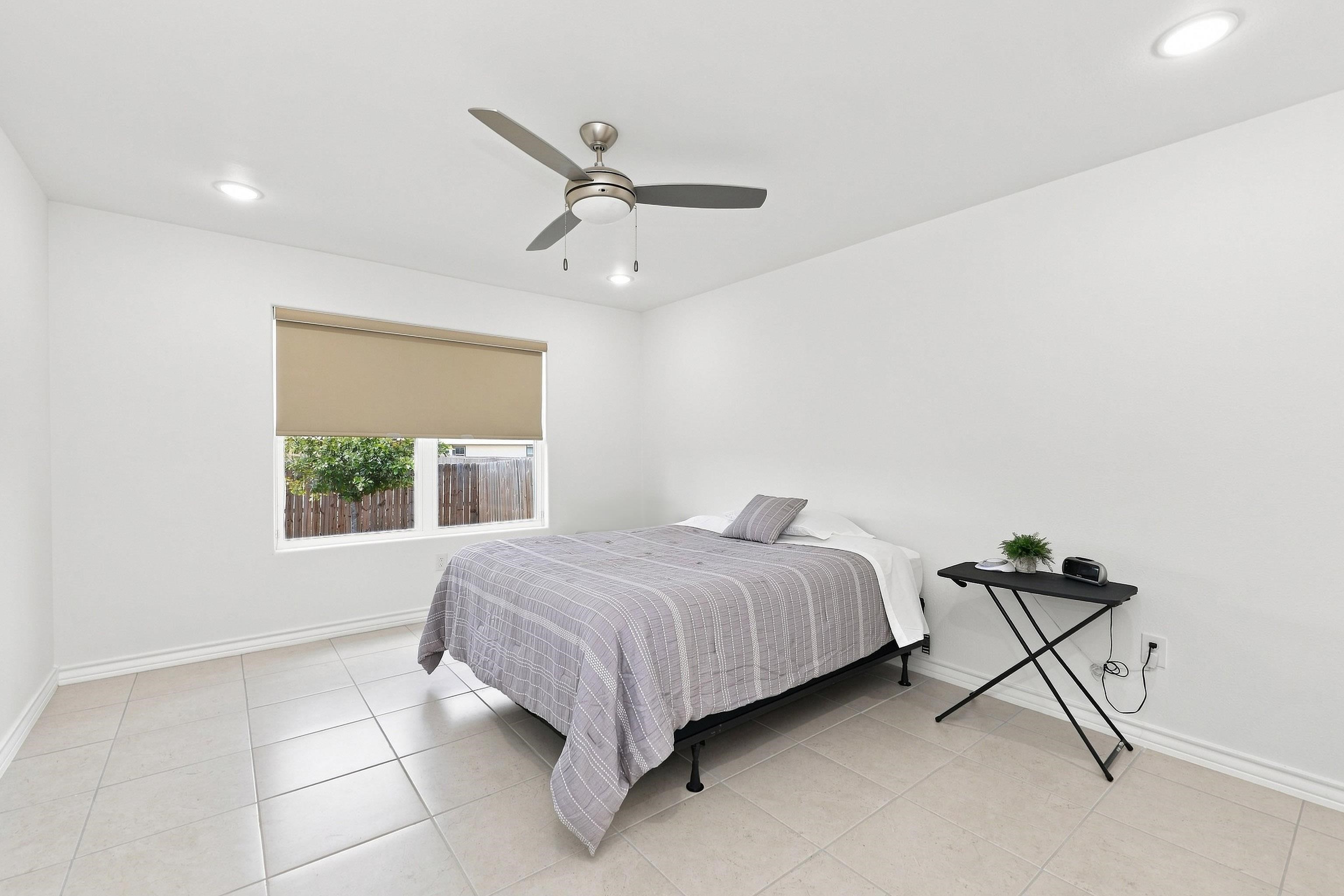3616 Guaymas Ave