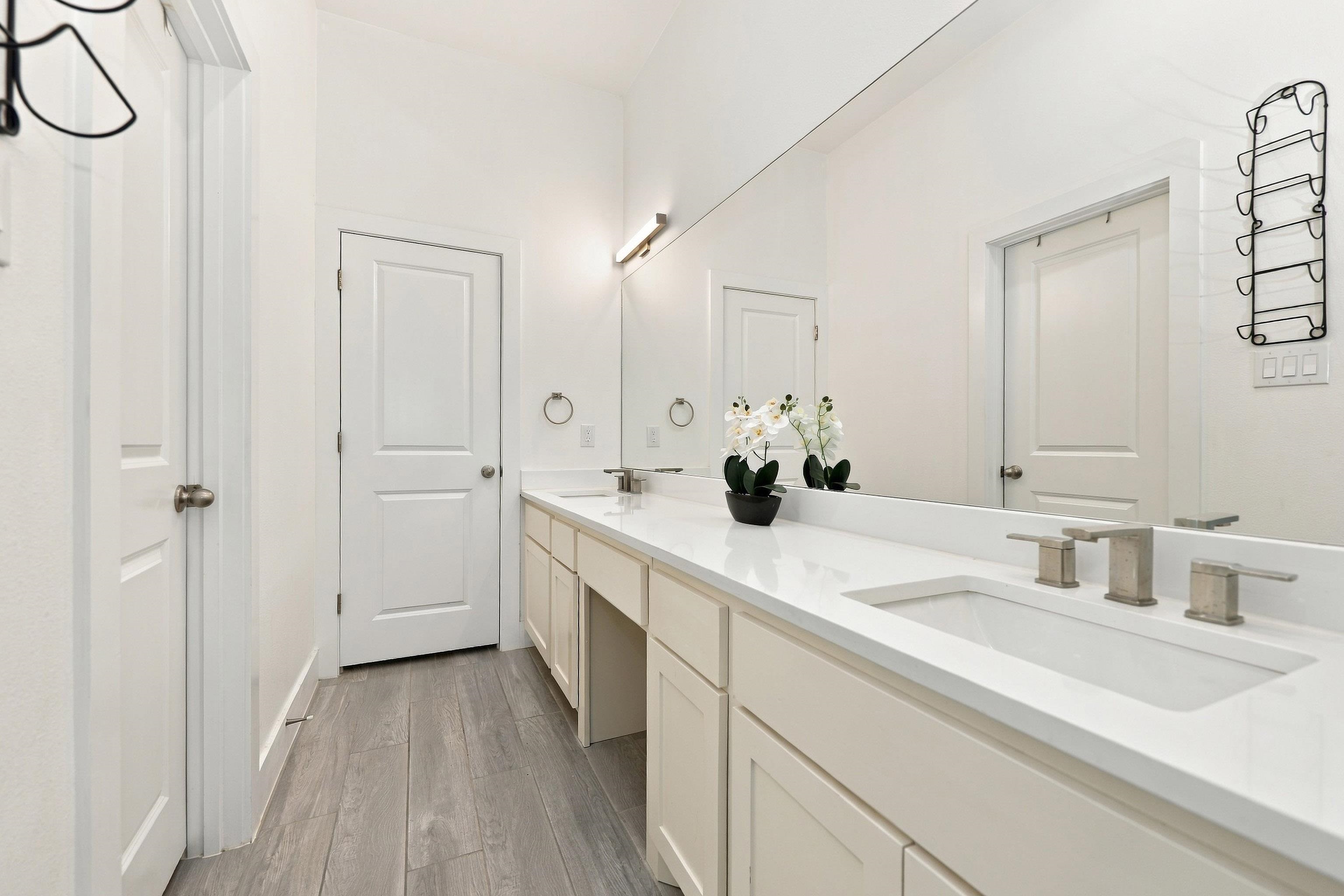 3822 Tahoe Dr.