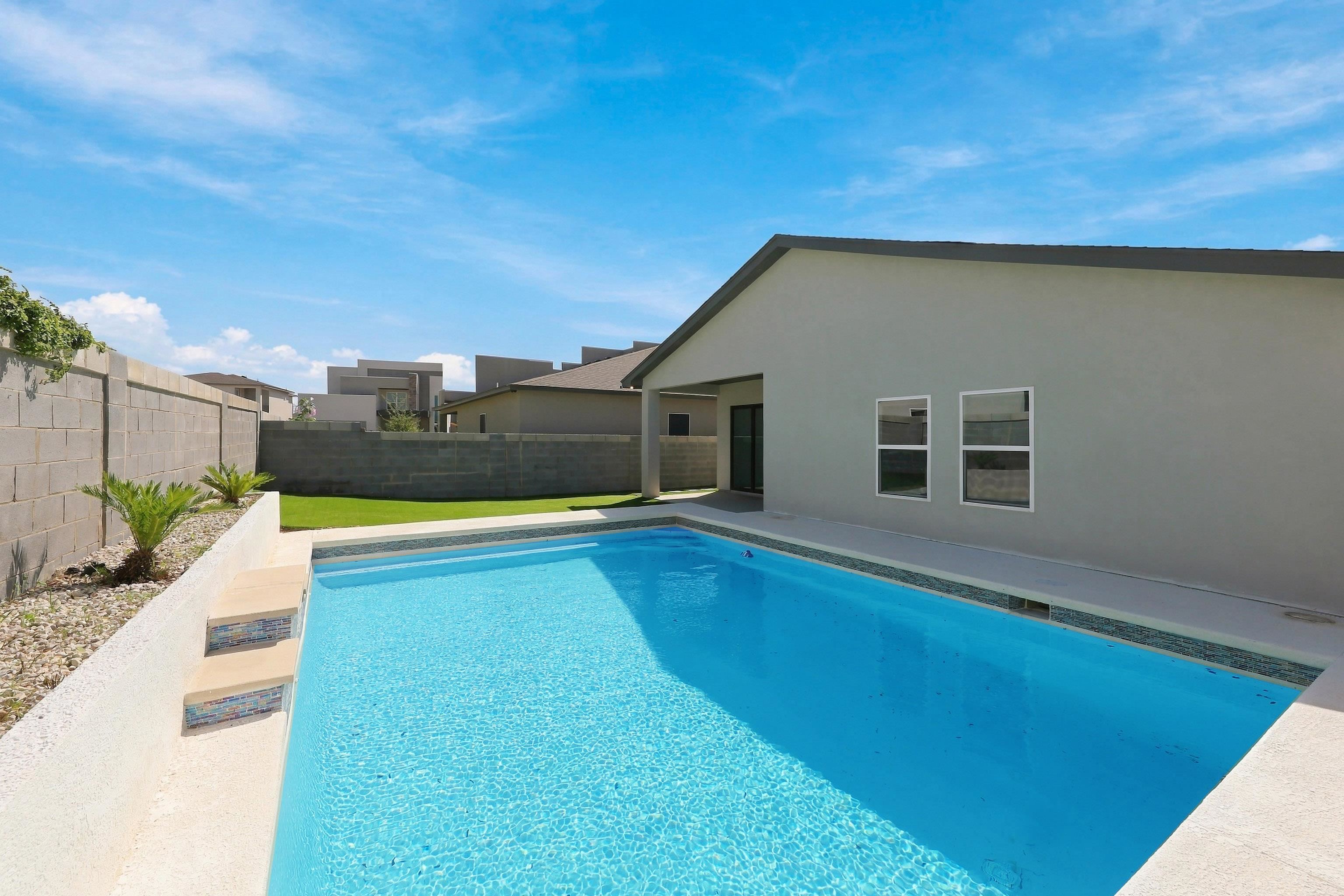 3822 Tahoe Dr.