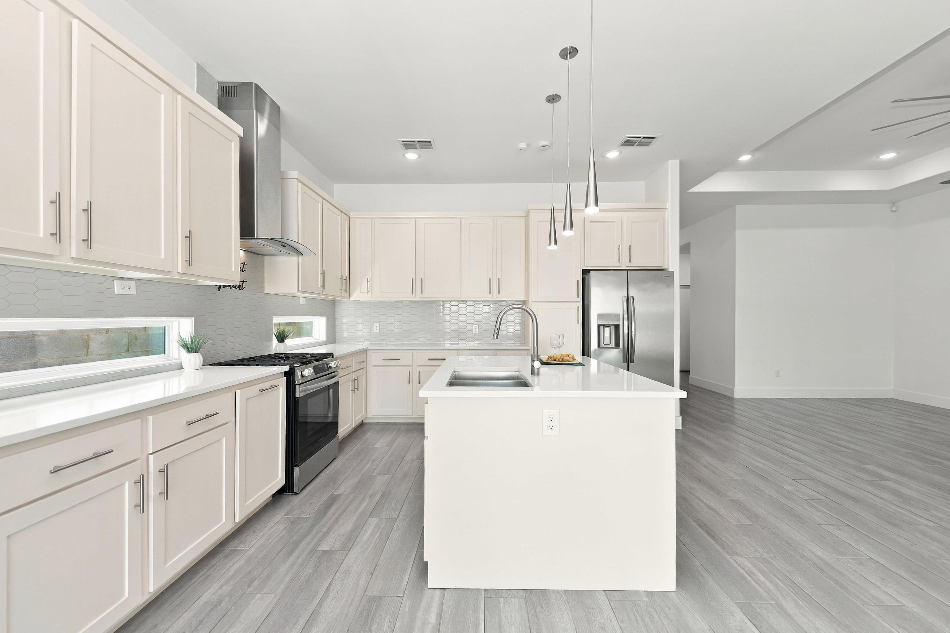 3822 Tahoe Dr.