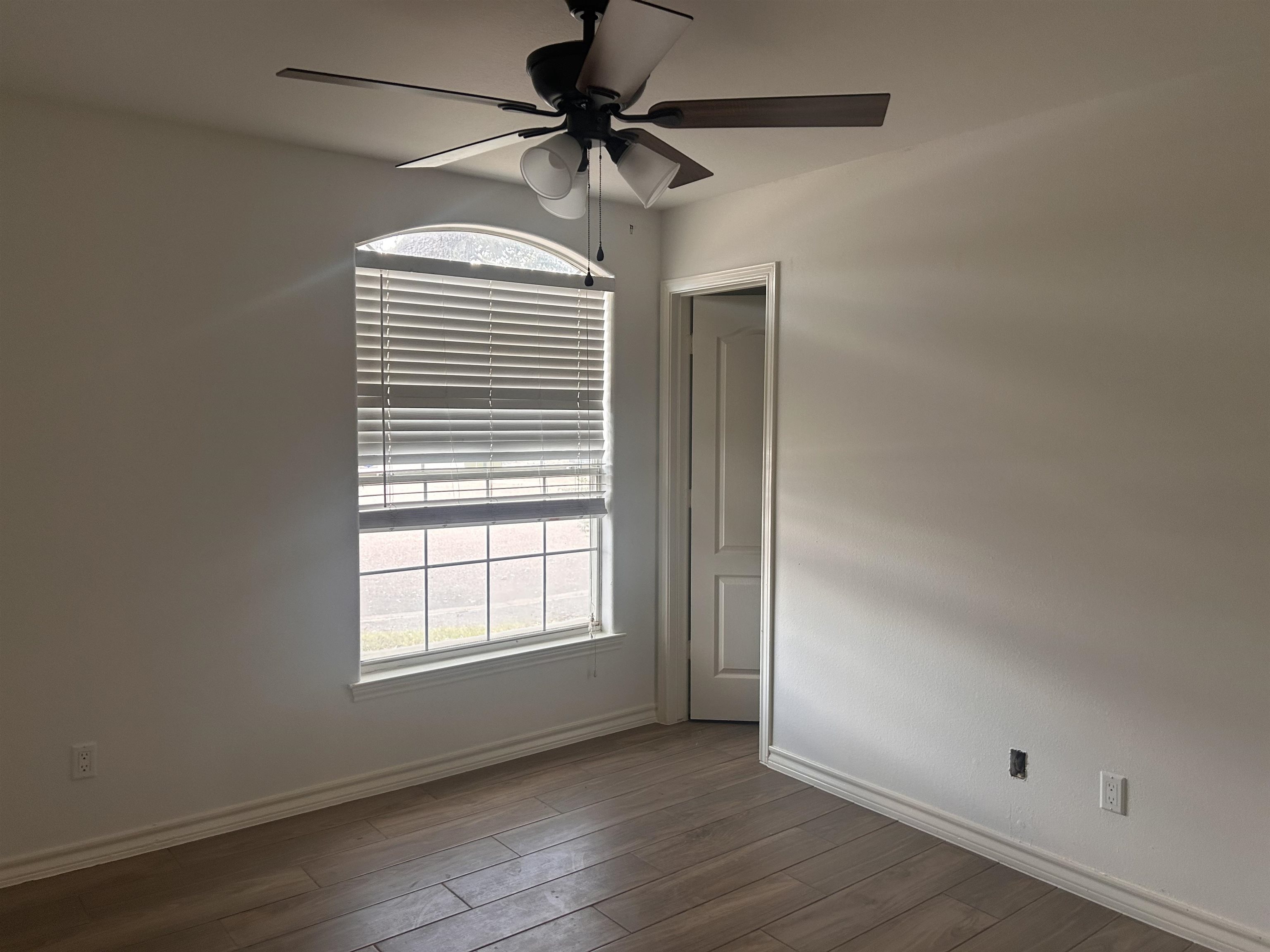 415 Goldeneye Ct
