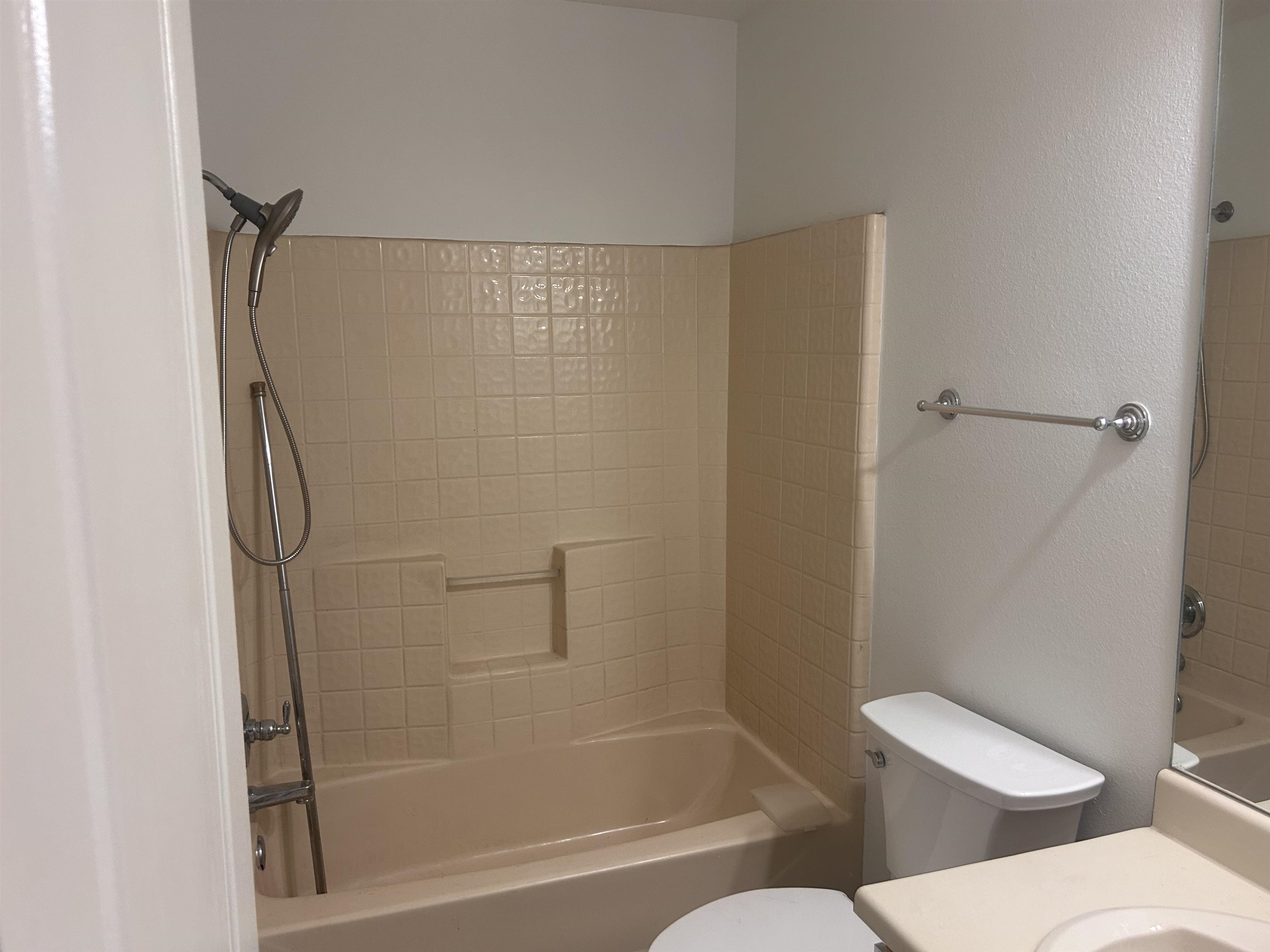 415 Goldeneye Ct