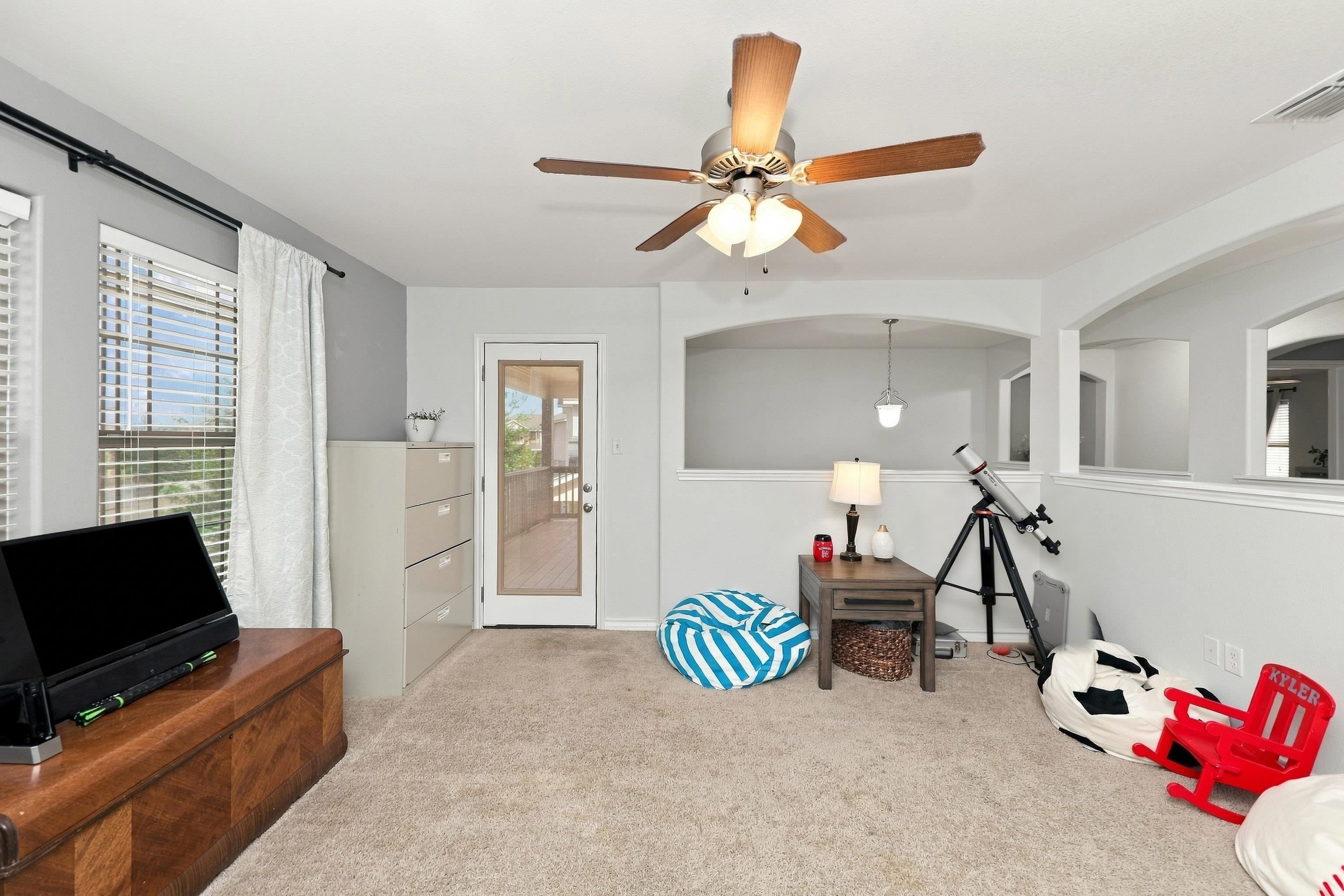 504 Silver Palm Dr