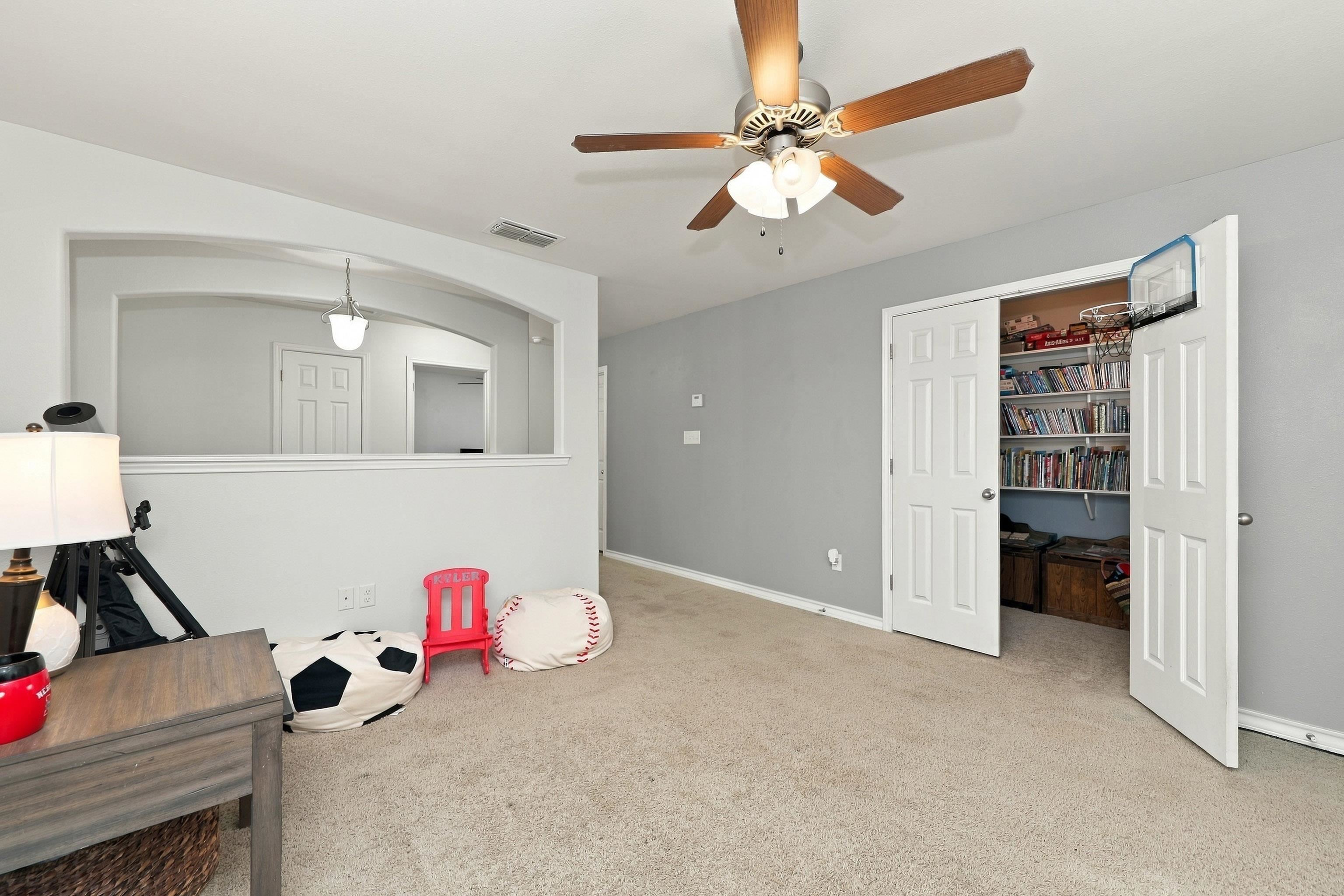 504 Silver Palm Dr