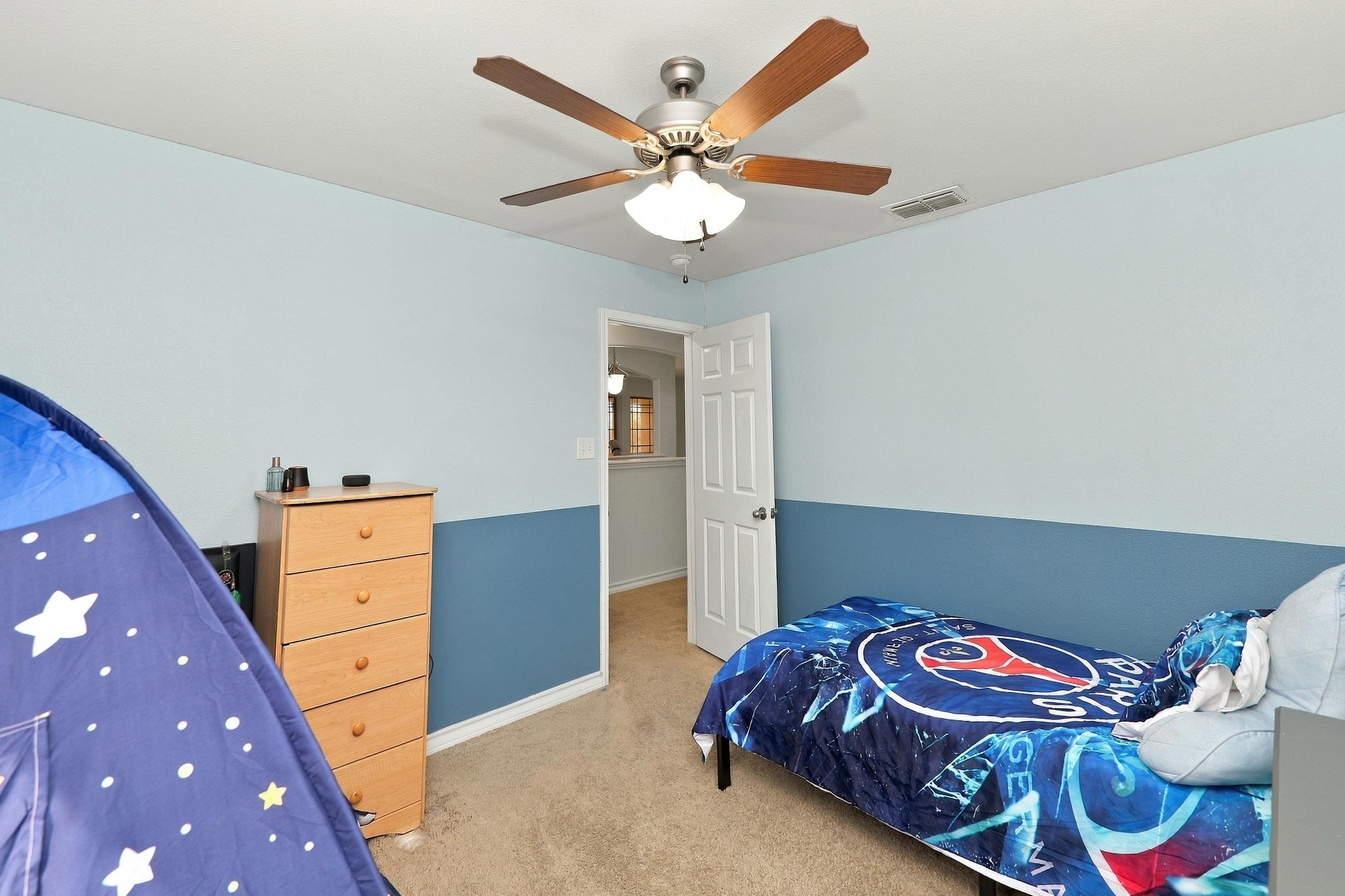 504 Silver Palm Dr