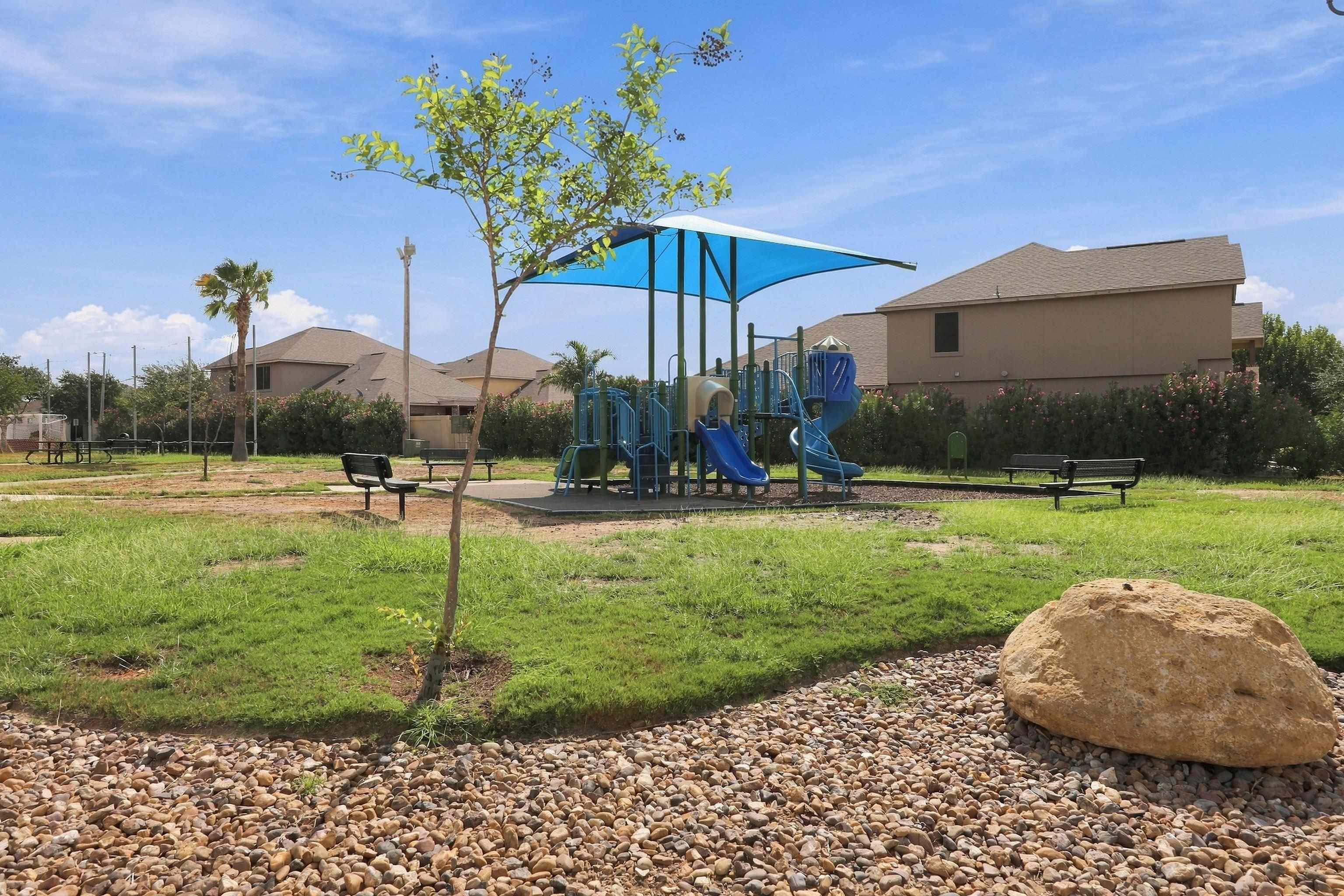 504 Silver Palm Dr