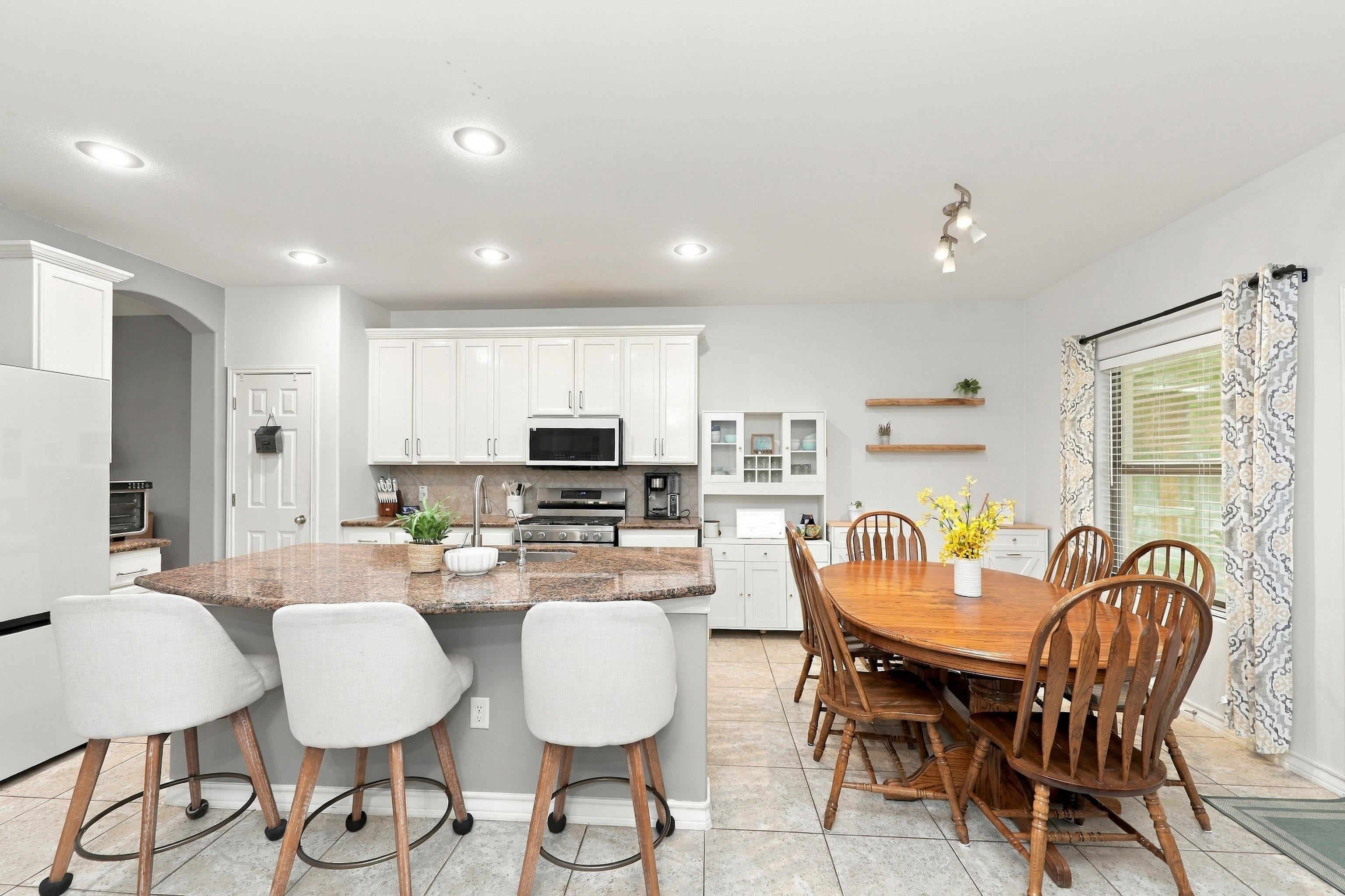 504 Silver Palm Dr