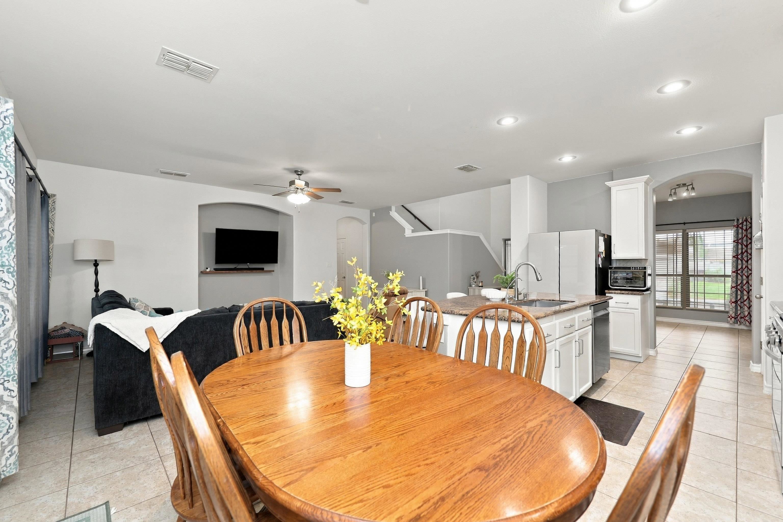 504 Silver Palm Dr