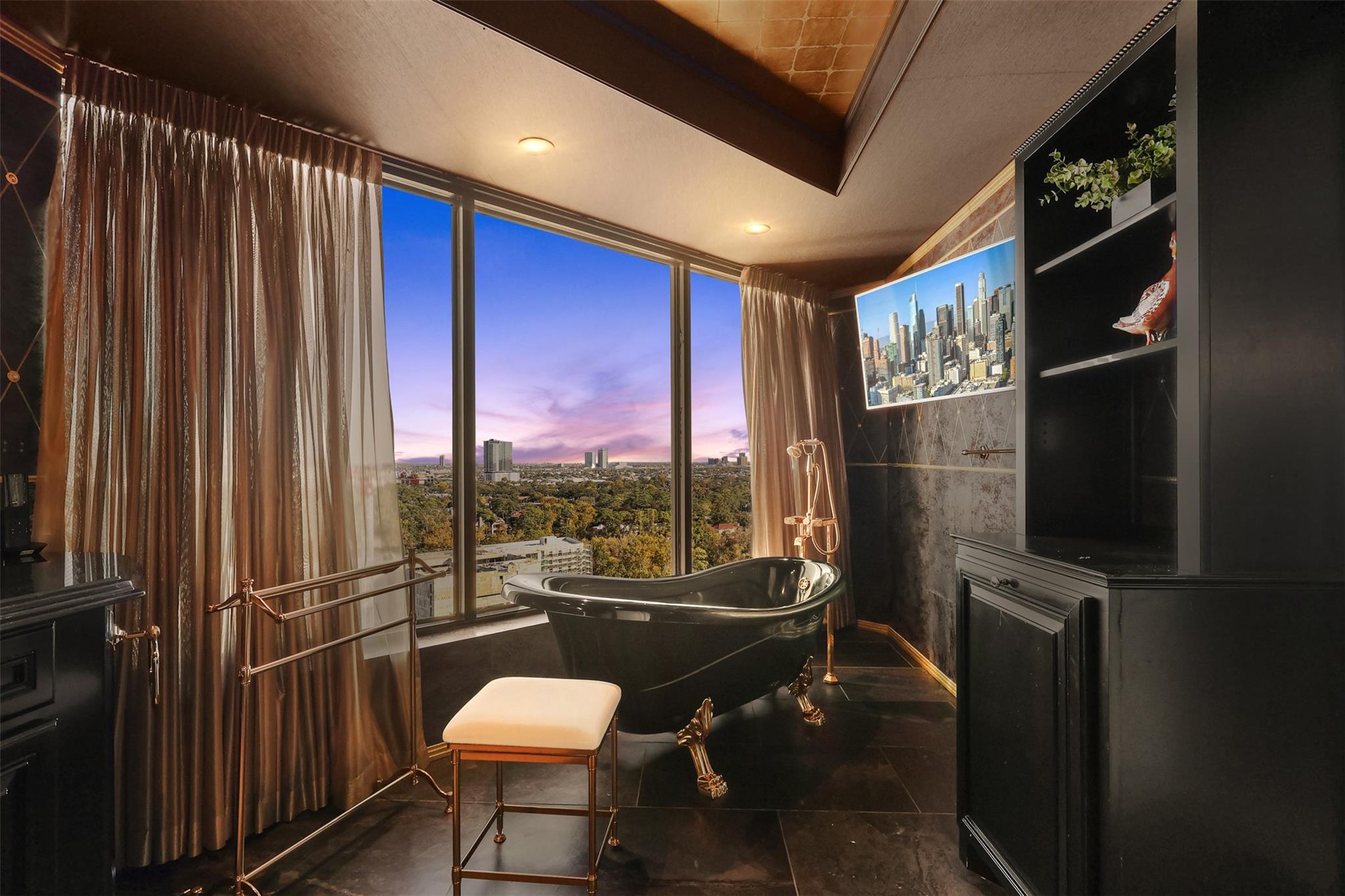 101 Westcott Street # 2001