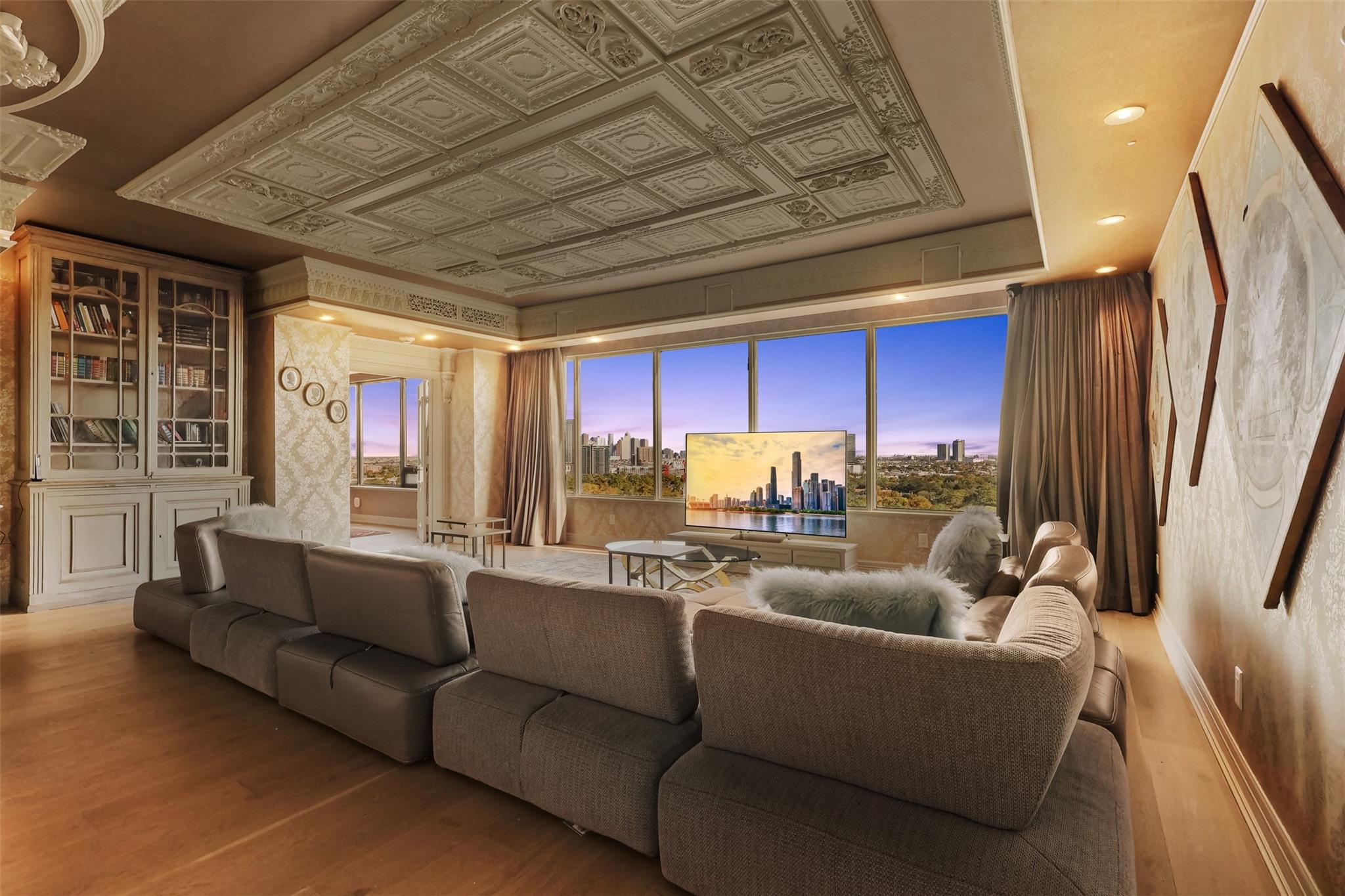 101 Westcott Street # 2001