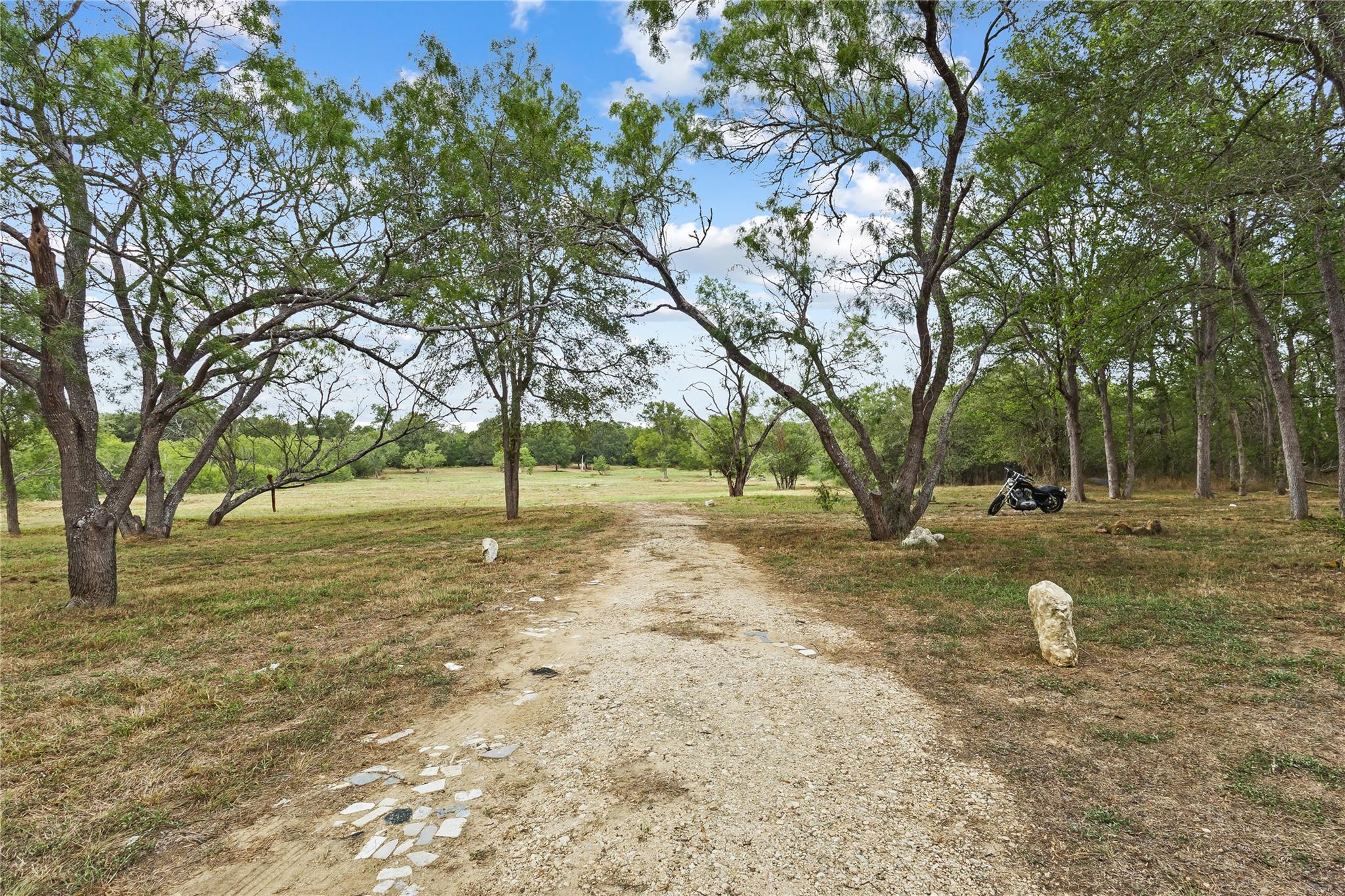 124 Valley Creek DR