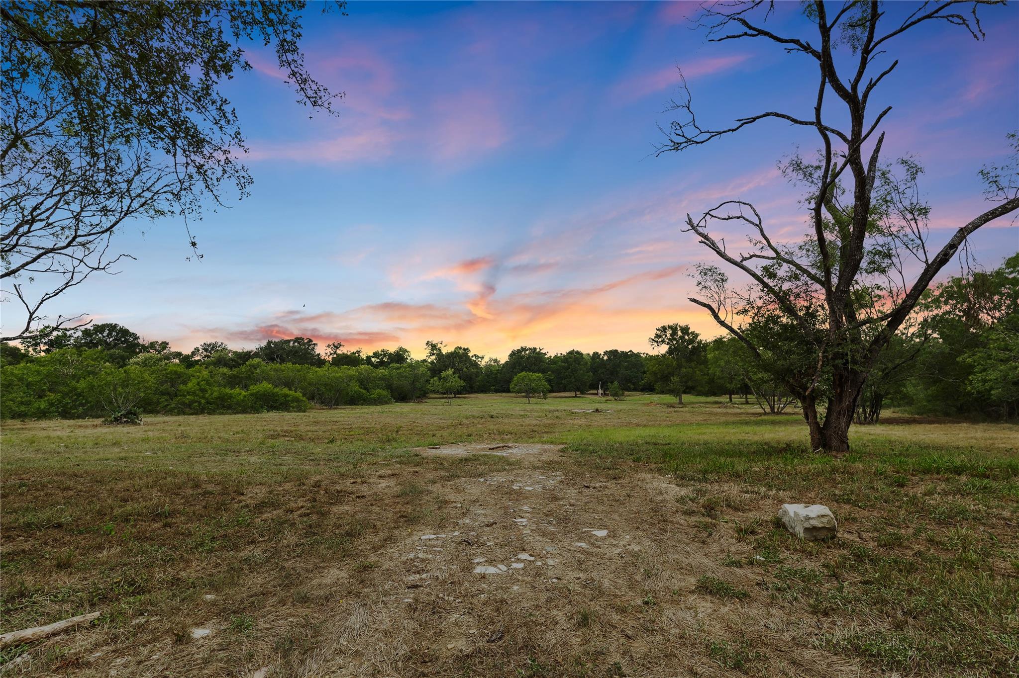 124 Valley Creek DR