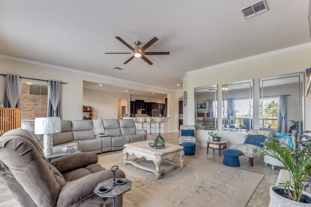 11219 Kings Point Boulevard Boulevard