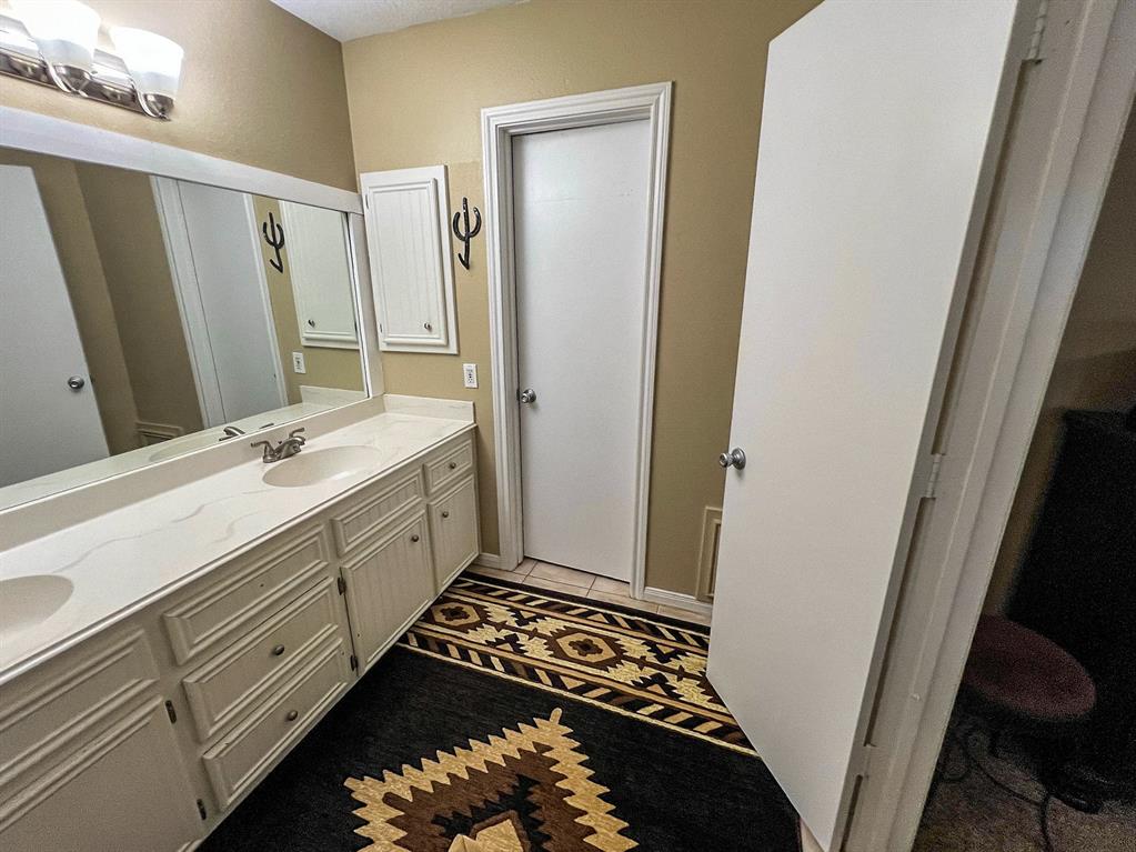 15534 Meadow Creek Road