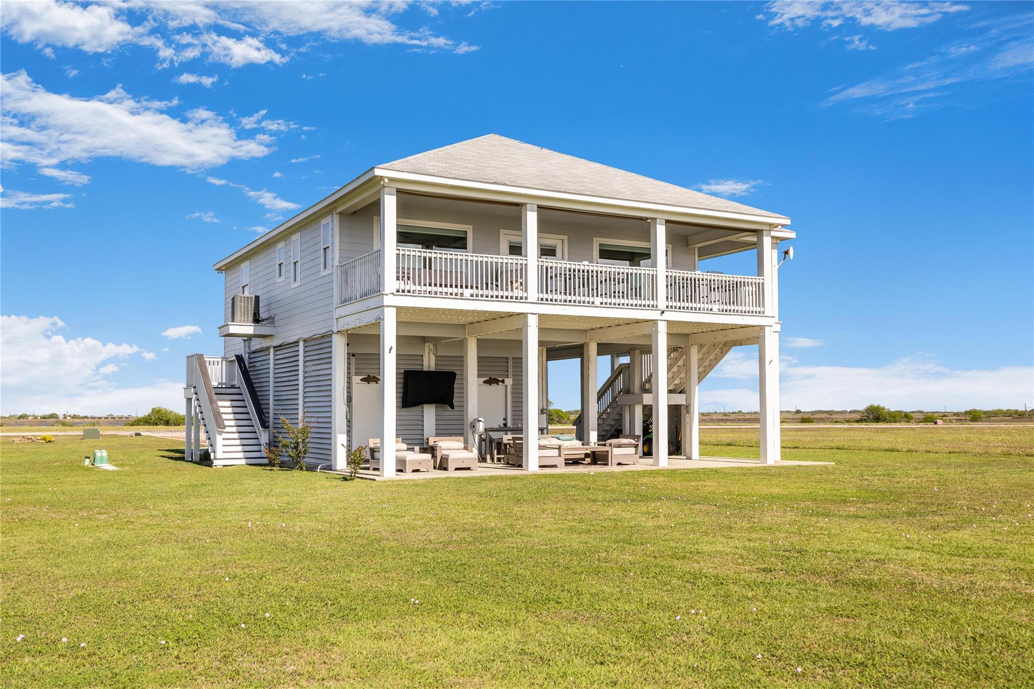 299 Bay Drive