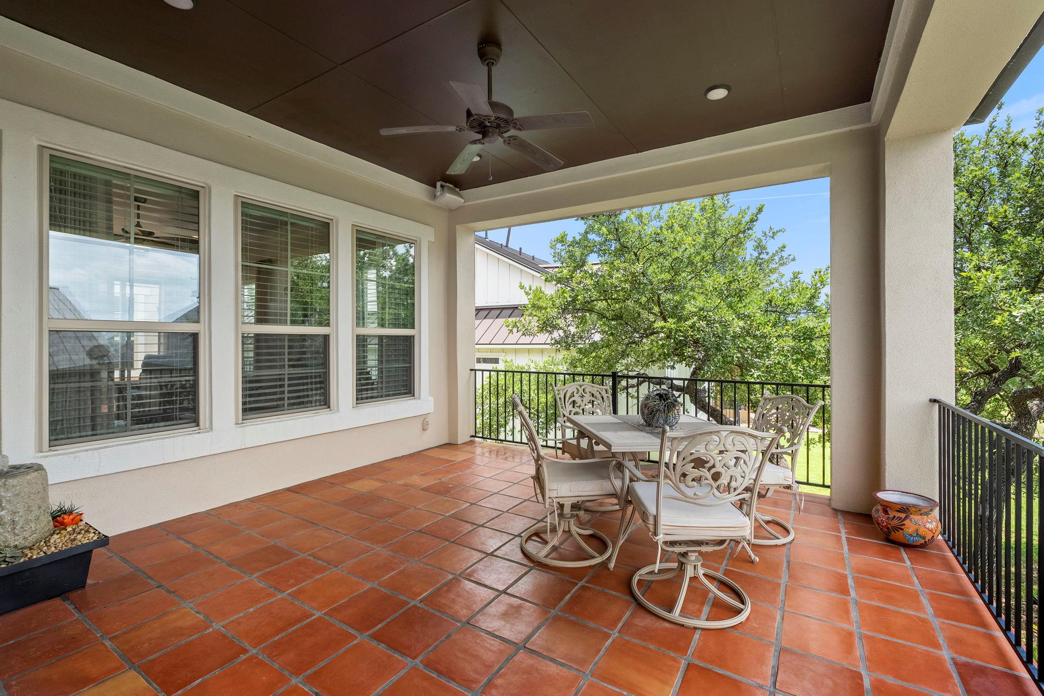 249 Hopping Peach ST