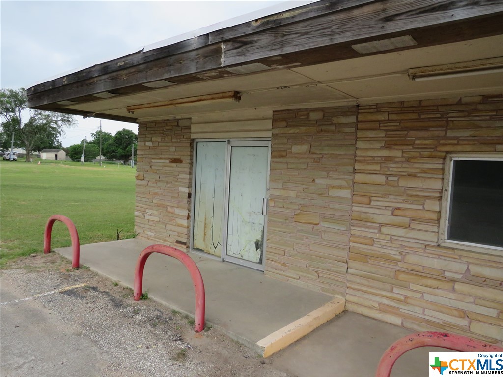 239 State Highway 72