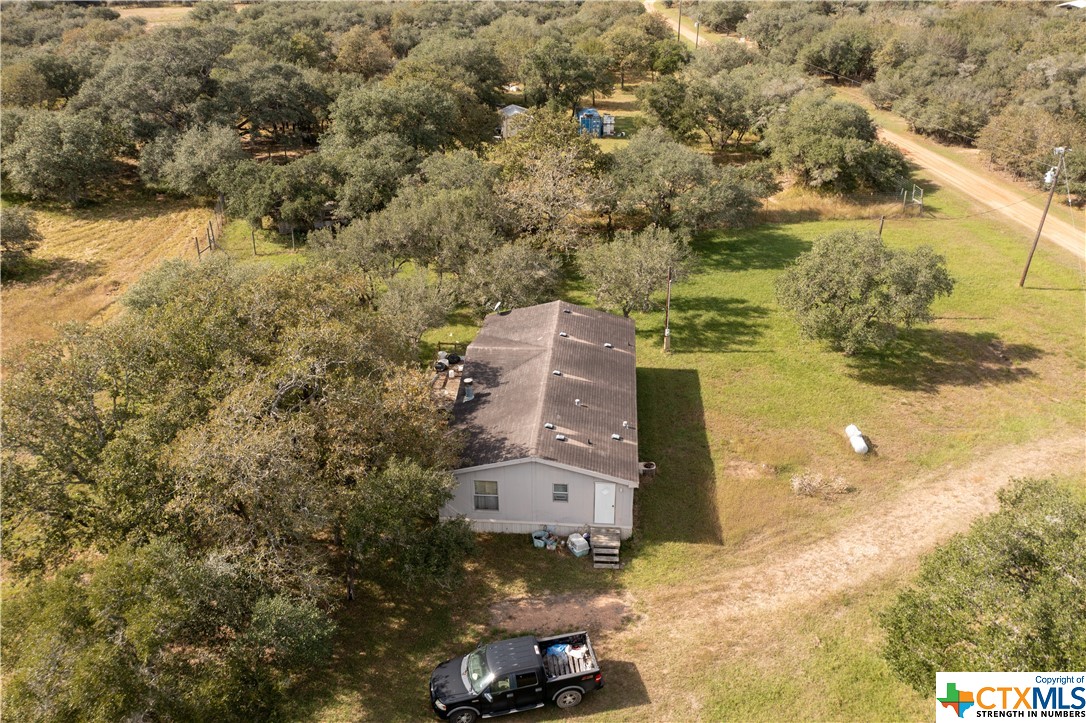 441 Private Road 1065