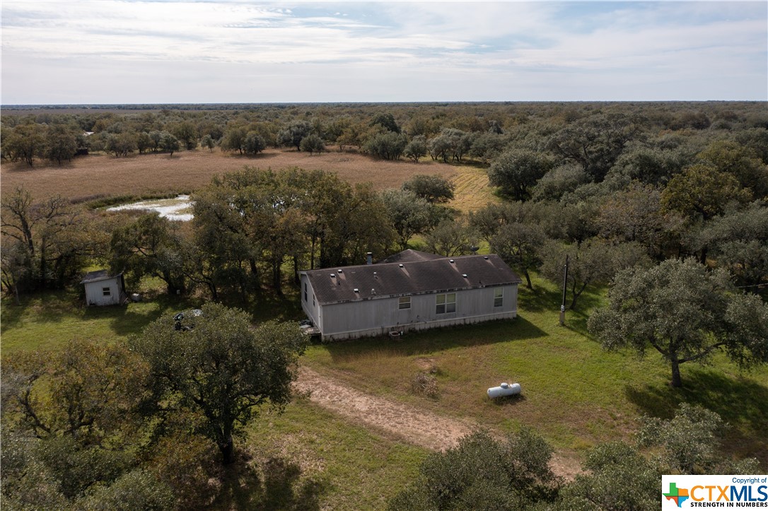 441 Private Road 1065