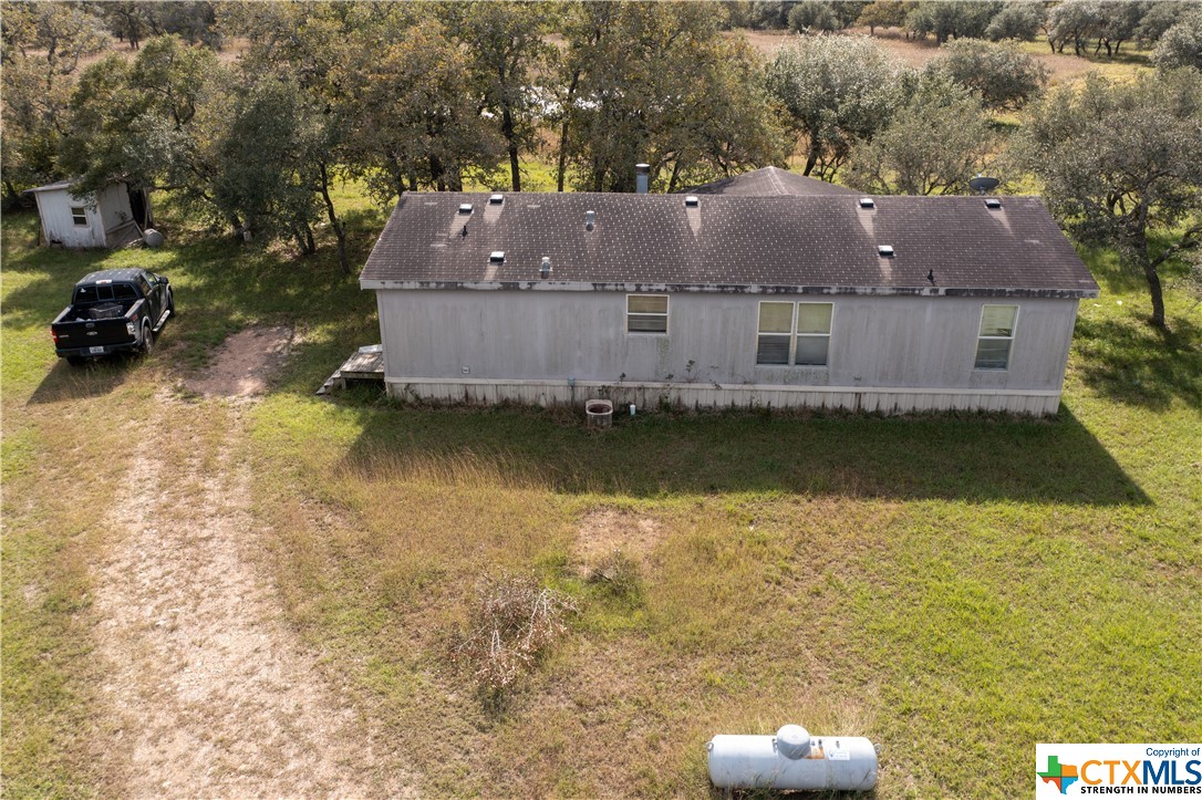 441 Private Road 1065