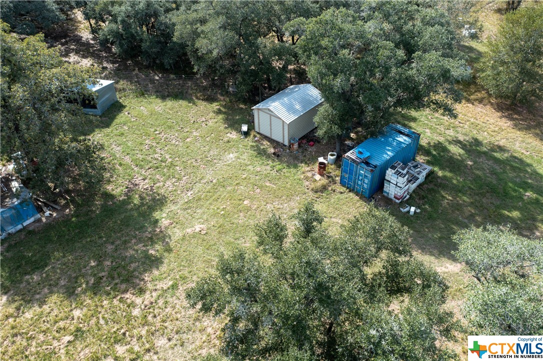 441 Private Road 1065