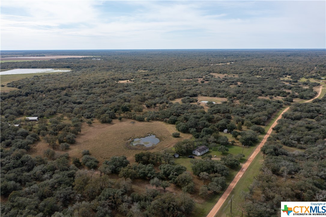 441 Private Road 1065